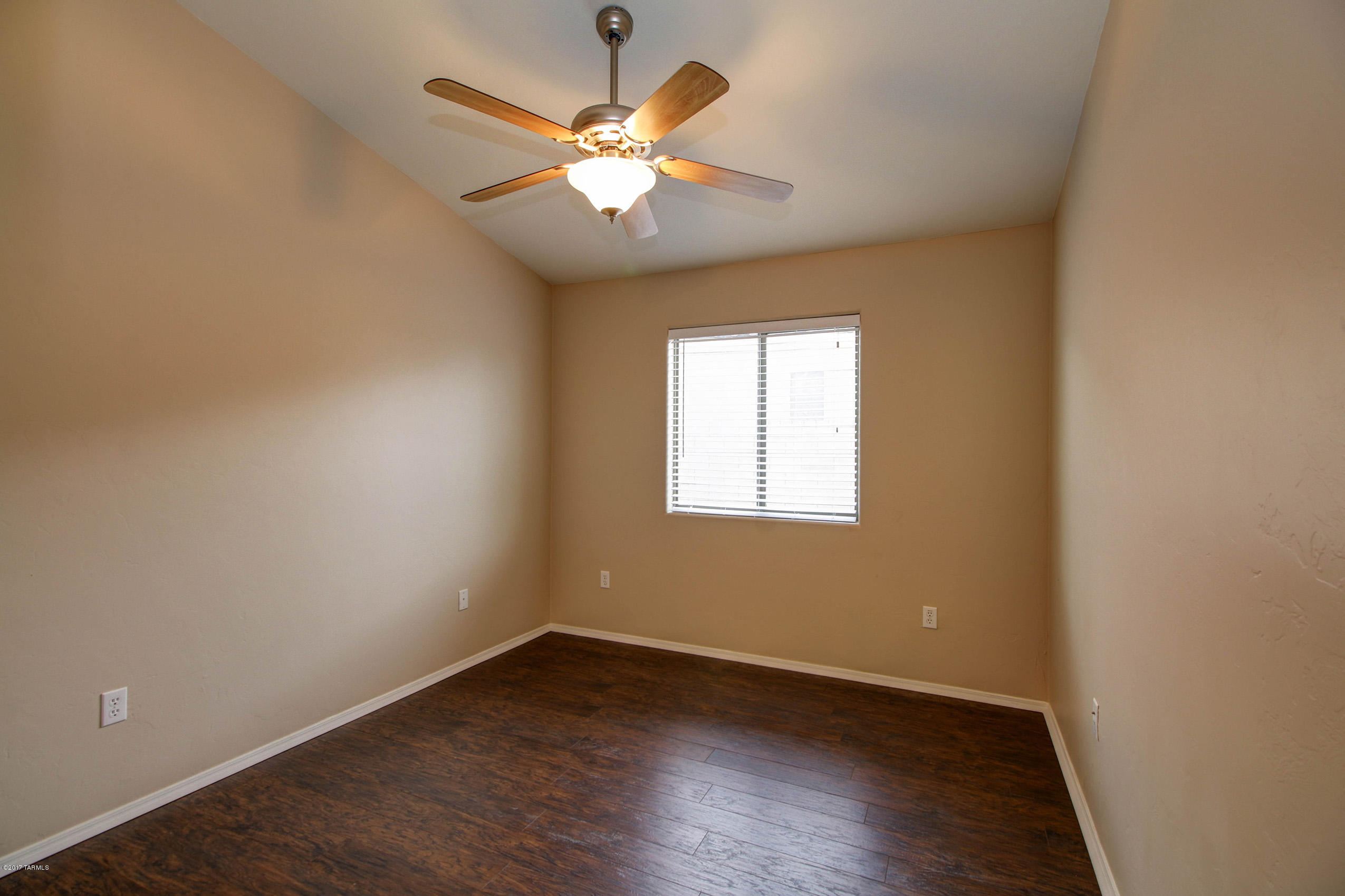 Rancho Del Lago (1-100) - Residential Lease