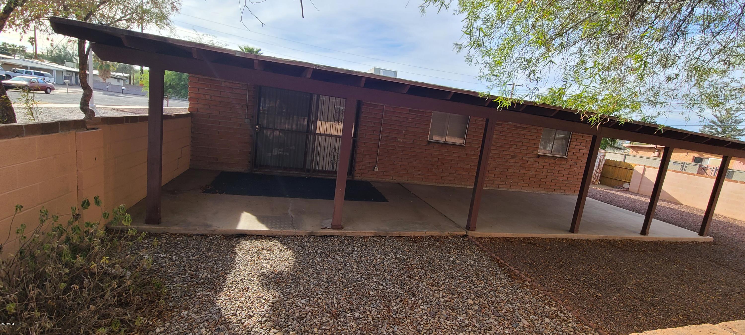 Kingston Knolls Terrace - Residential