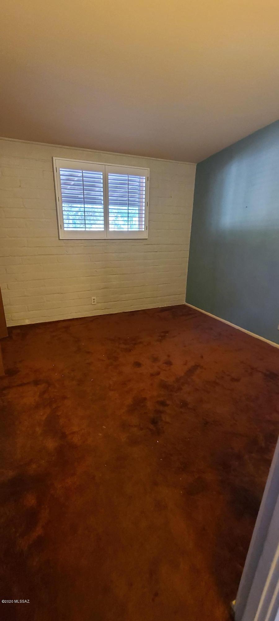 Kingston Knolls Terrace - Residential