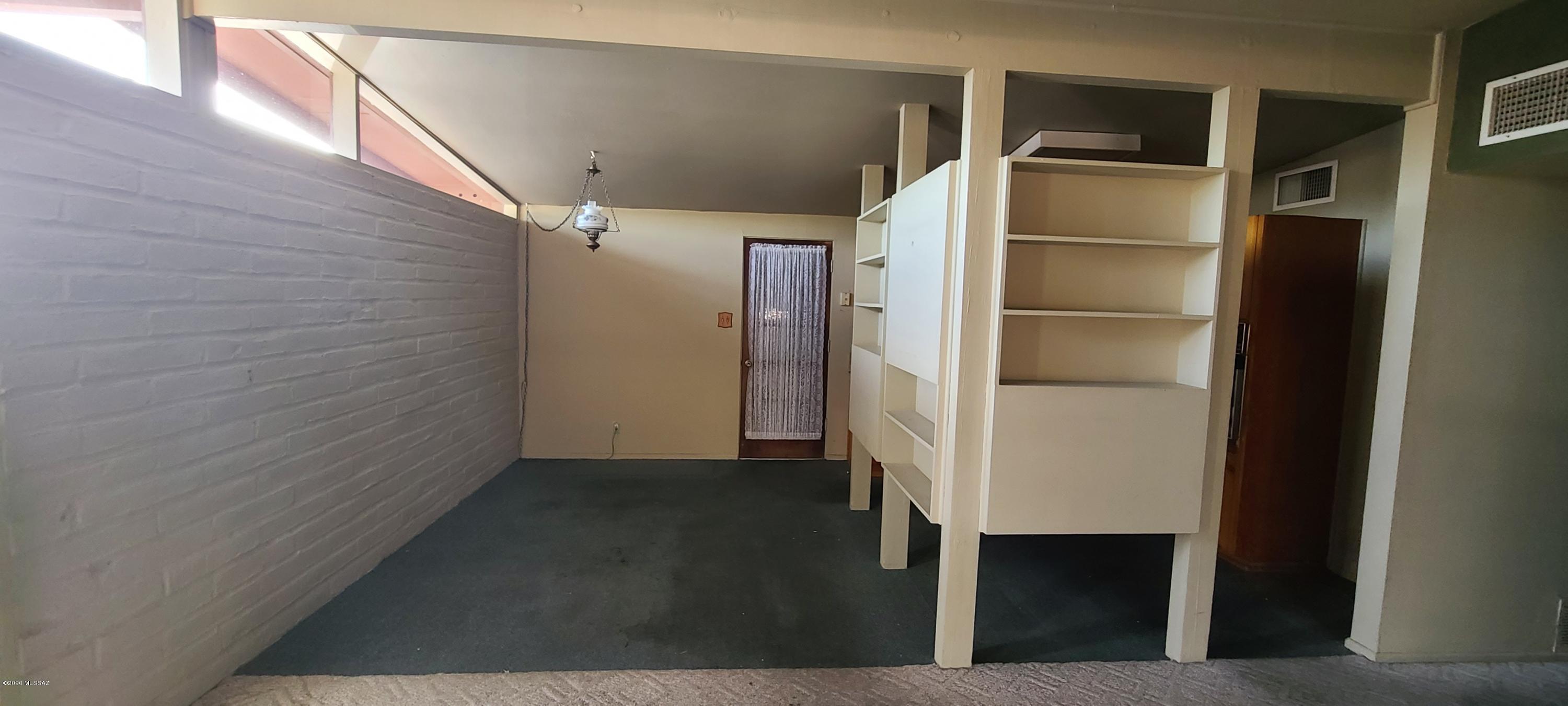 Kingston Knolls Terrace - Residential