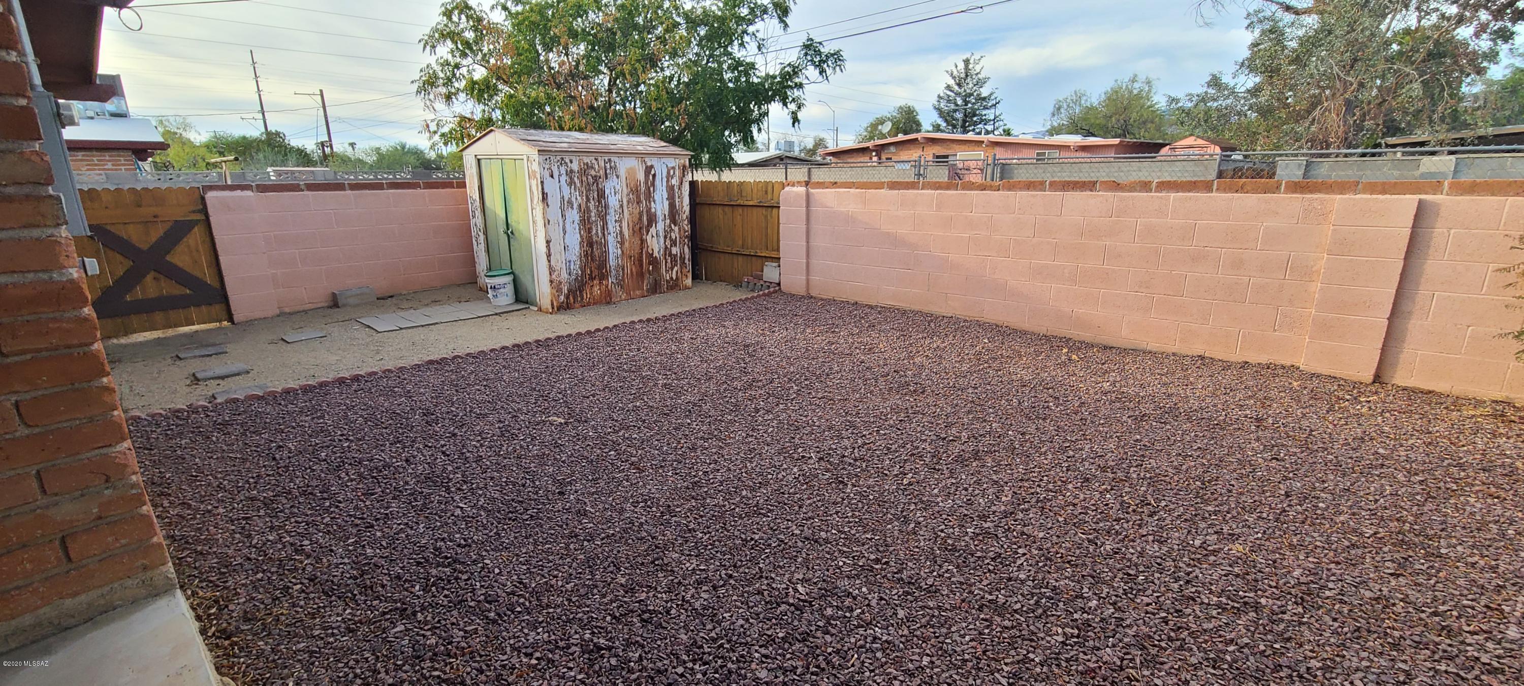 Kingston Knolls Terrace - Residential