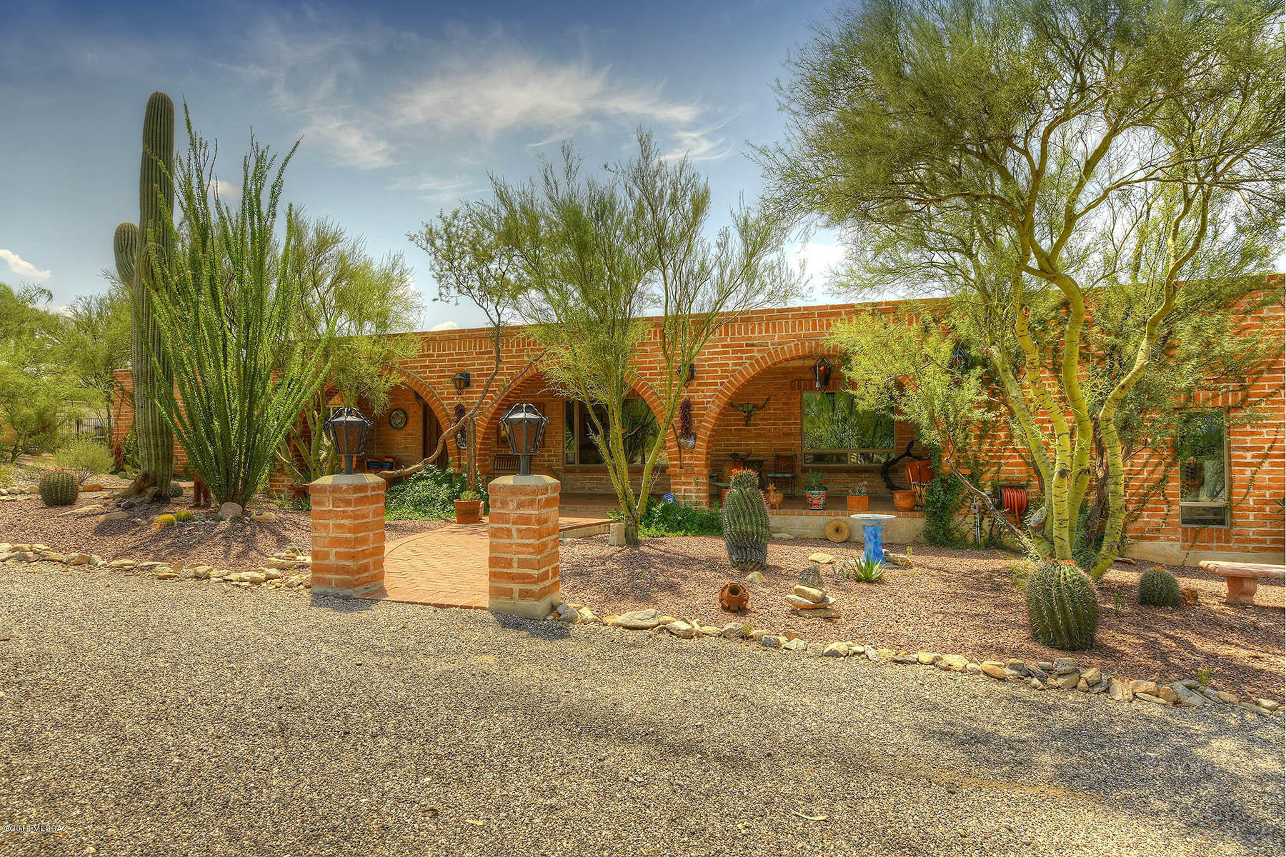 Tanque Verde Vista (1-26) - Residential