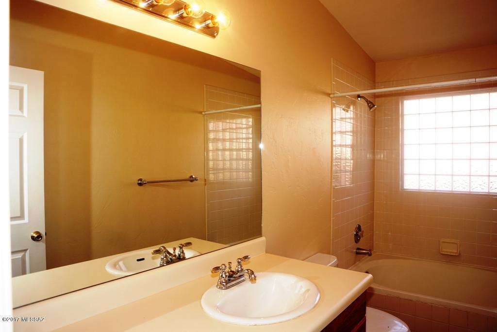 Loretta Heights - Residential Lease