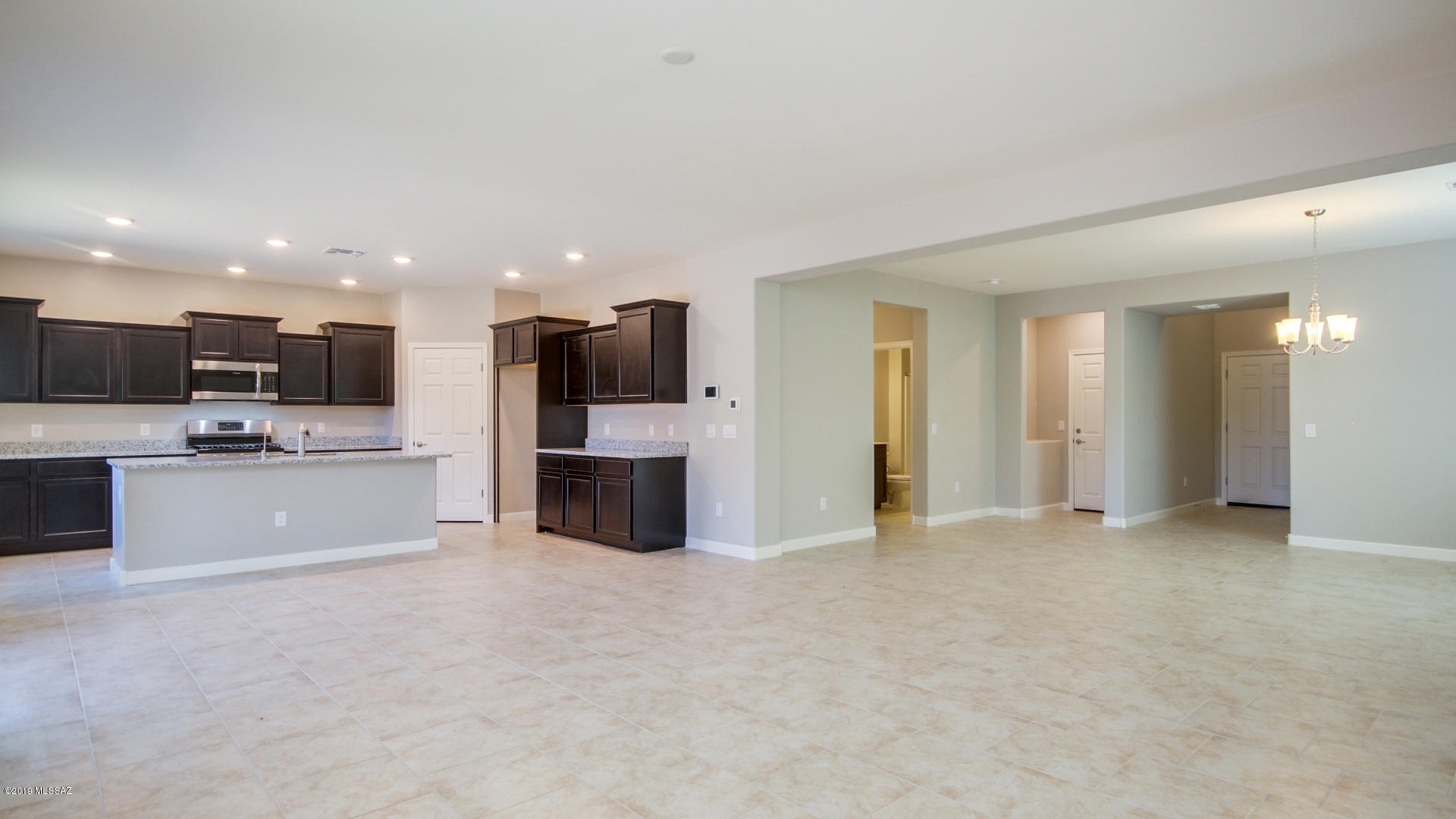 Vista Del Lago Norte SQ20140780198 - Residential