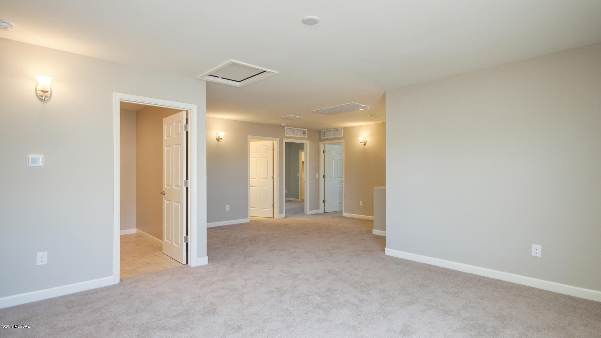 Vista Del Lago Norte SQ20140780198 - Residential