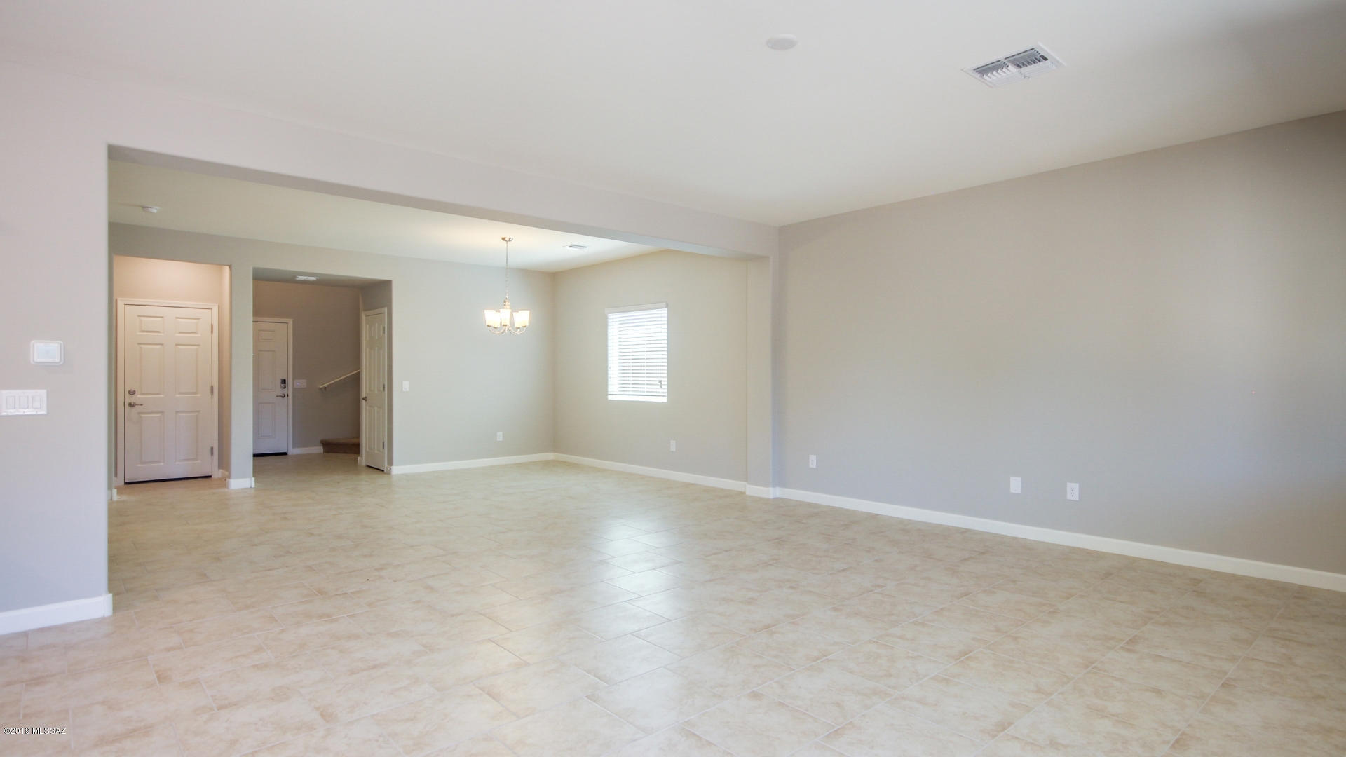 Vista Del Lago Norte SQ20140780198 - Residential