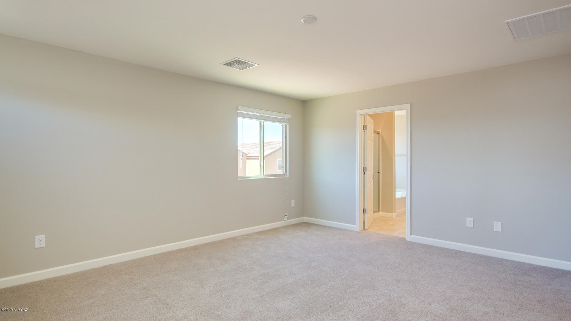 Vista Del Lago Norte SQ20140780198 - Residential