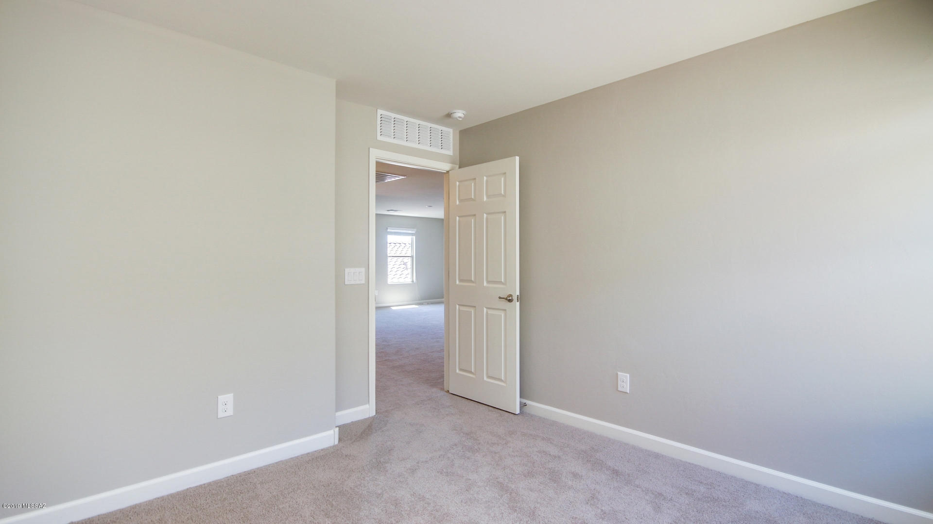 Vista Del Lago Norte SQ20140780198 - Residential