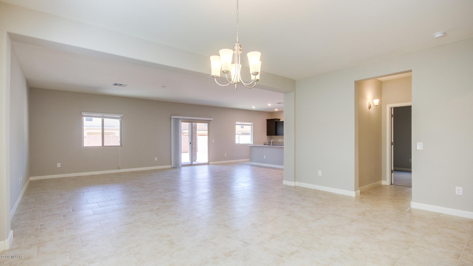 Vista Del Lago Norte SQ20140780198 - Residential