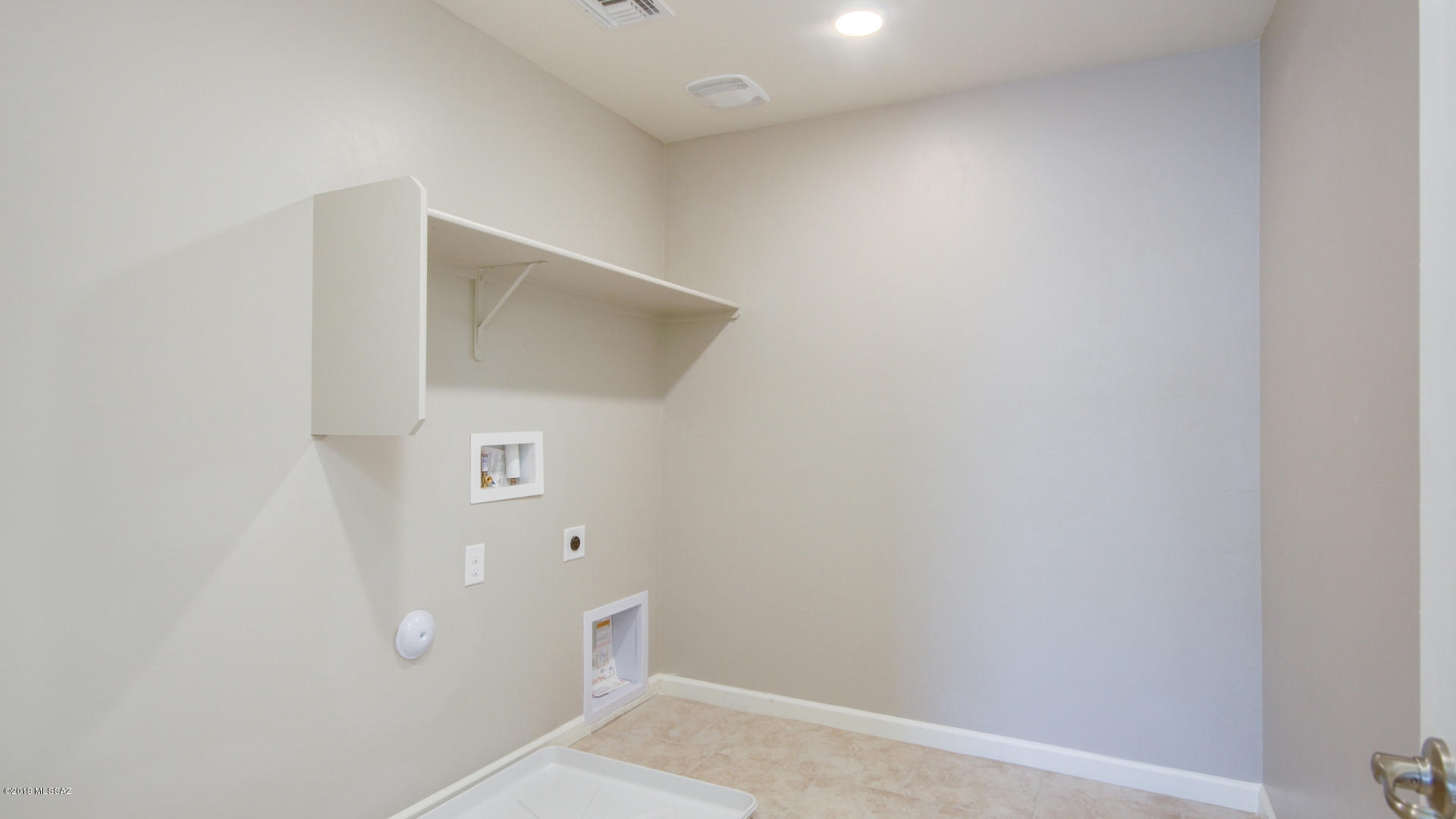 Vista Del Lago Norte SQ20140780198 - Residential