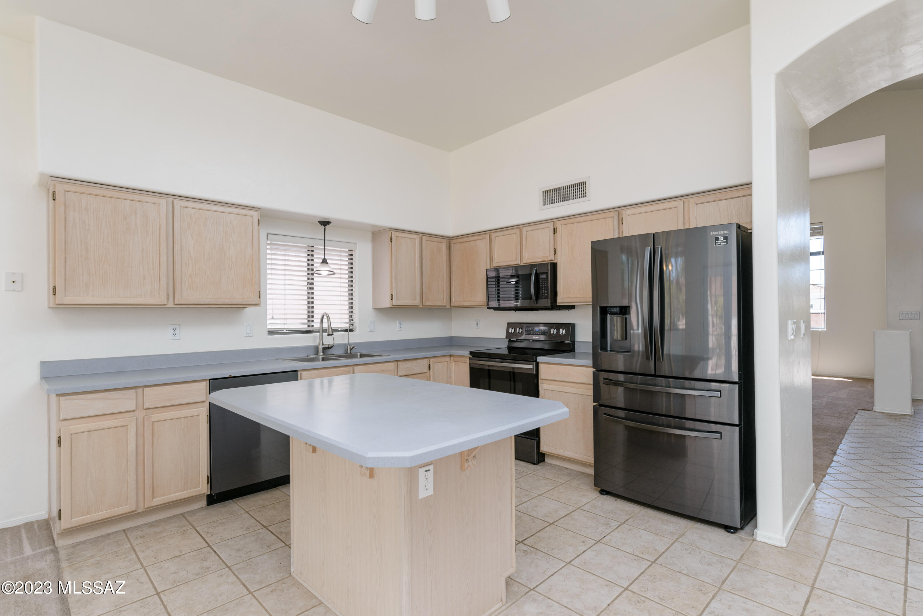 Hills On La Canada (The) - Residential