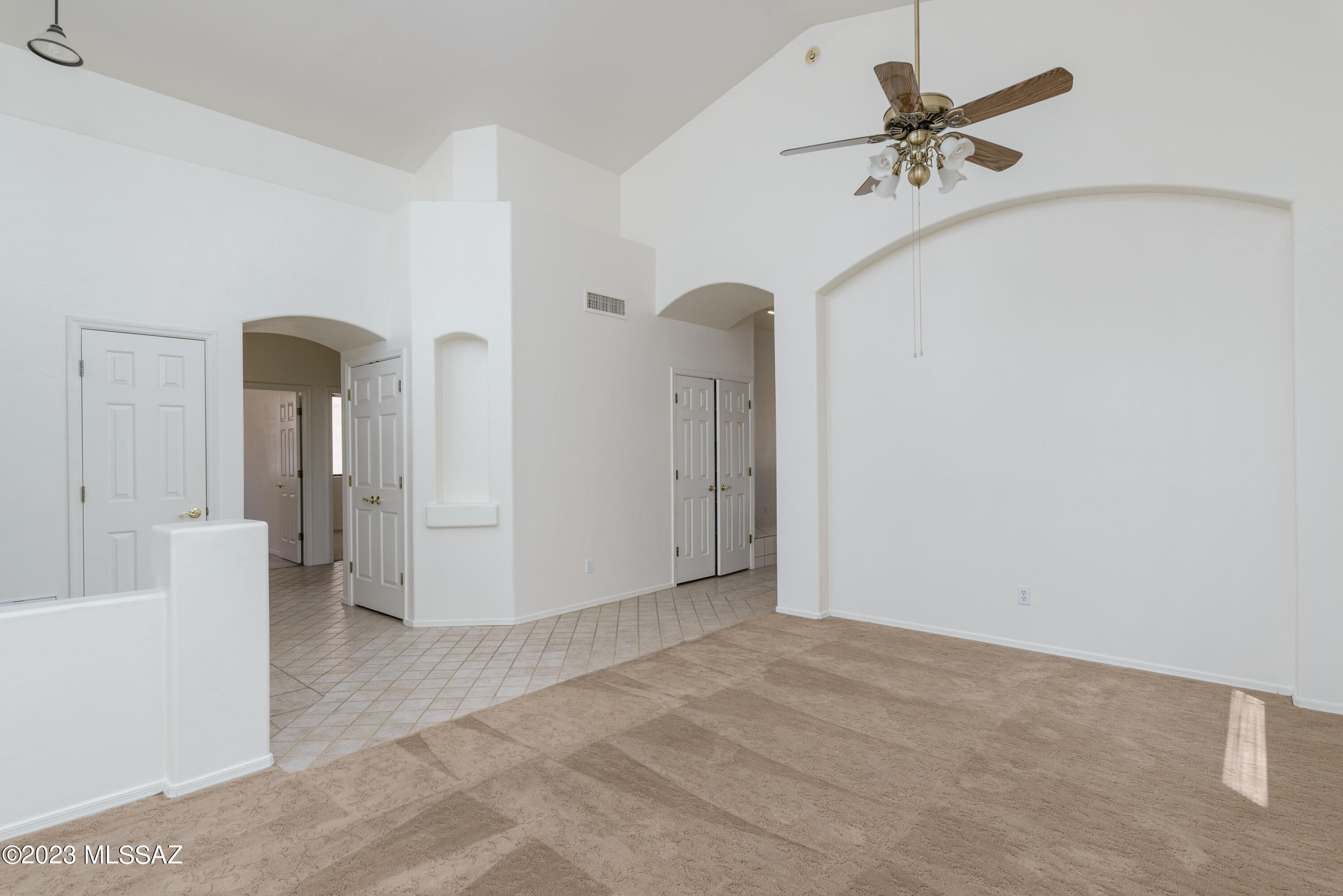 Hills On La Canada (The) - Residential
