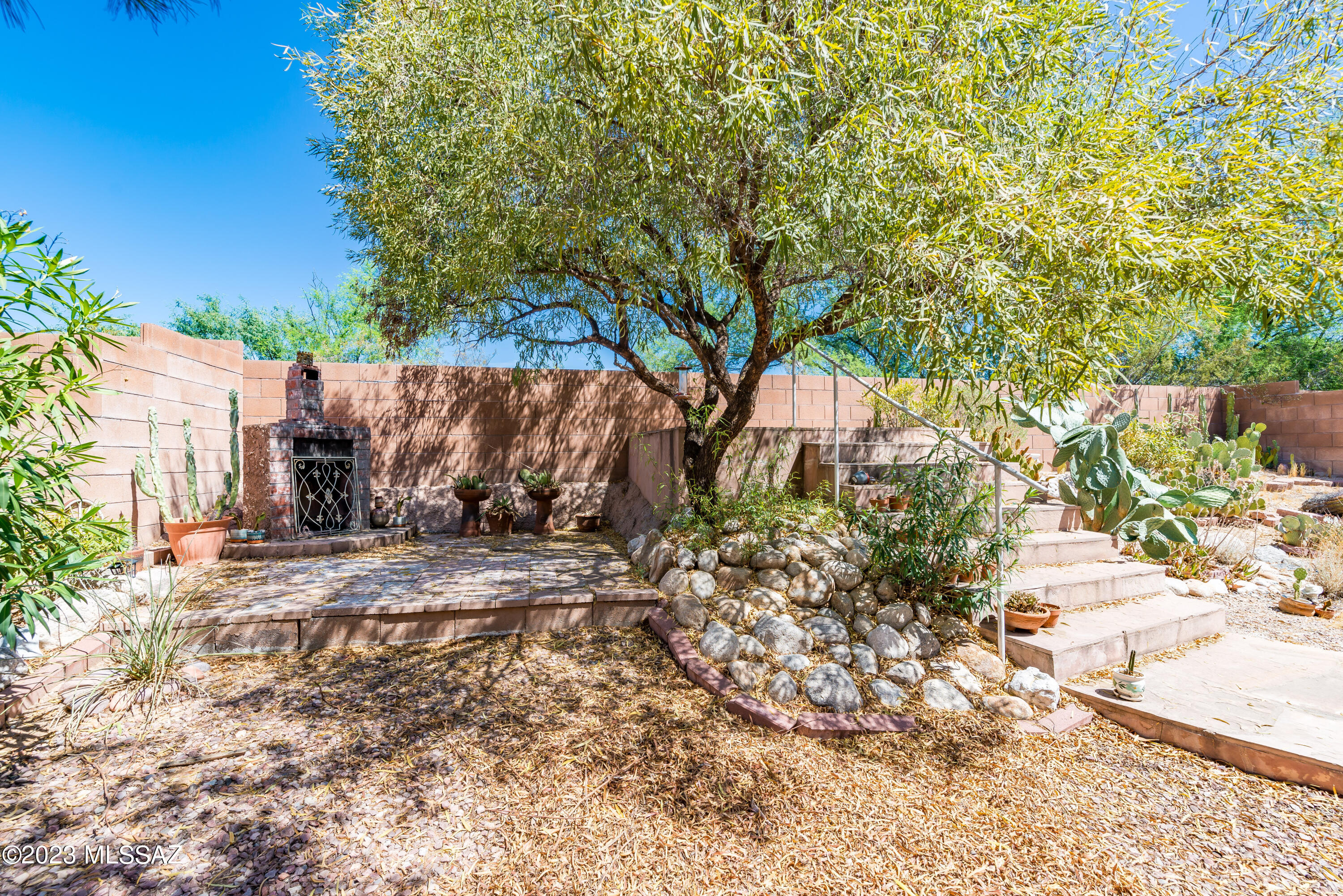 Hills On La Canada (The) - Residential