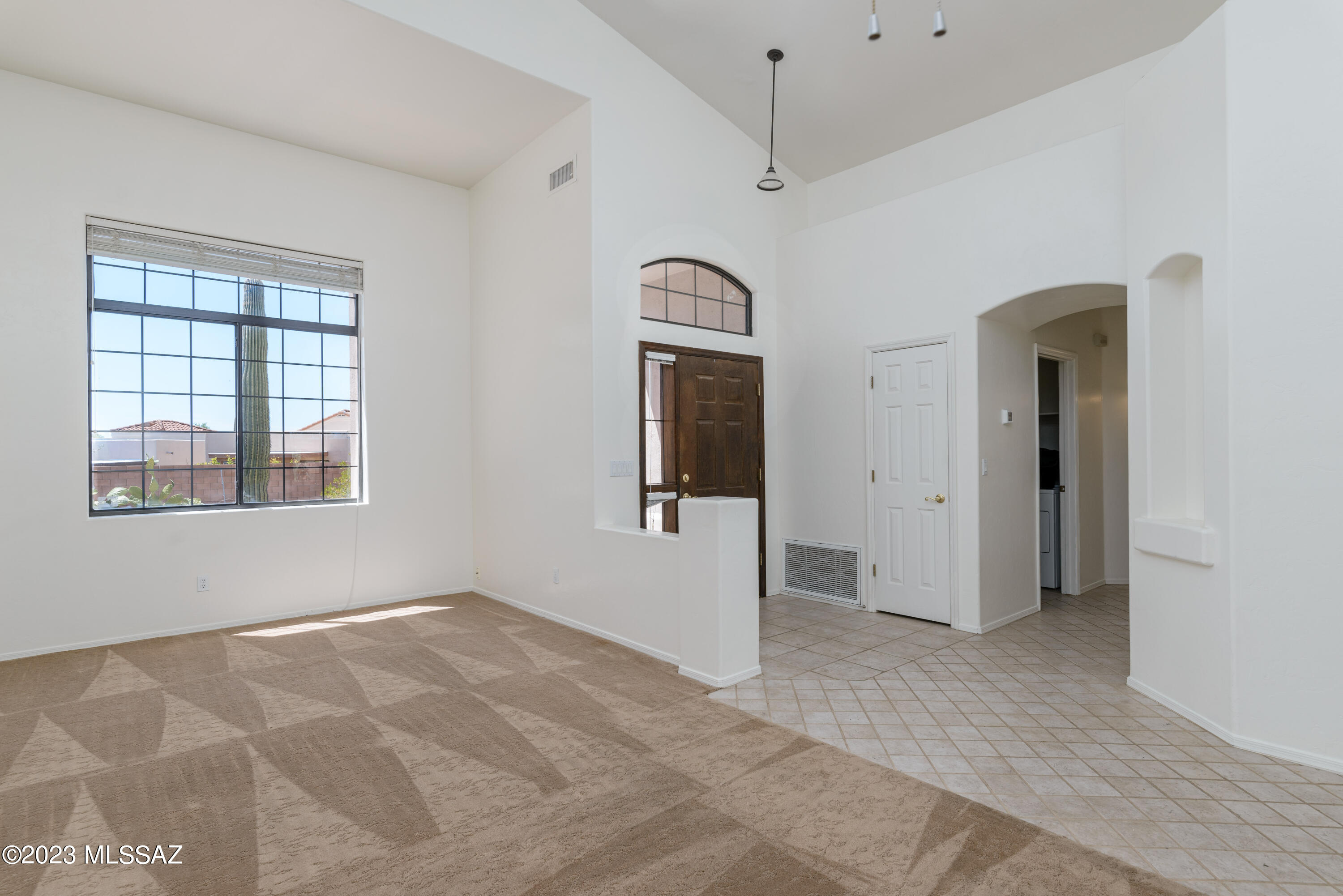 Hills On La Canada (The) - Residential