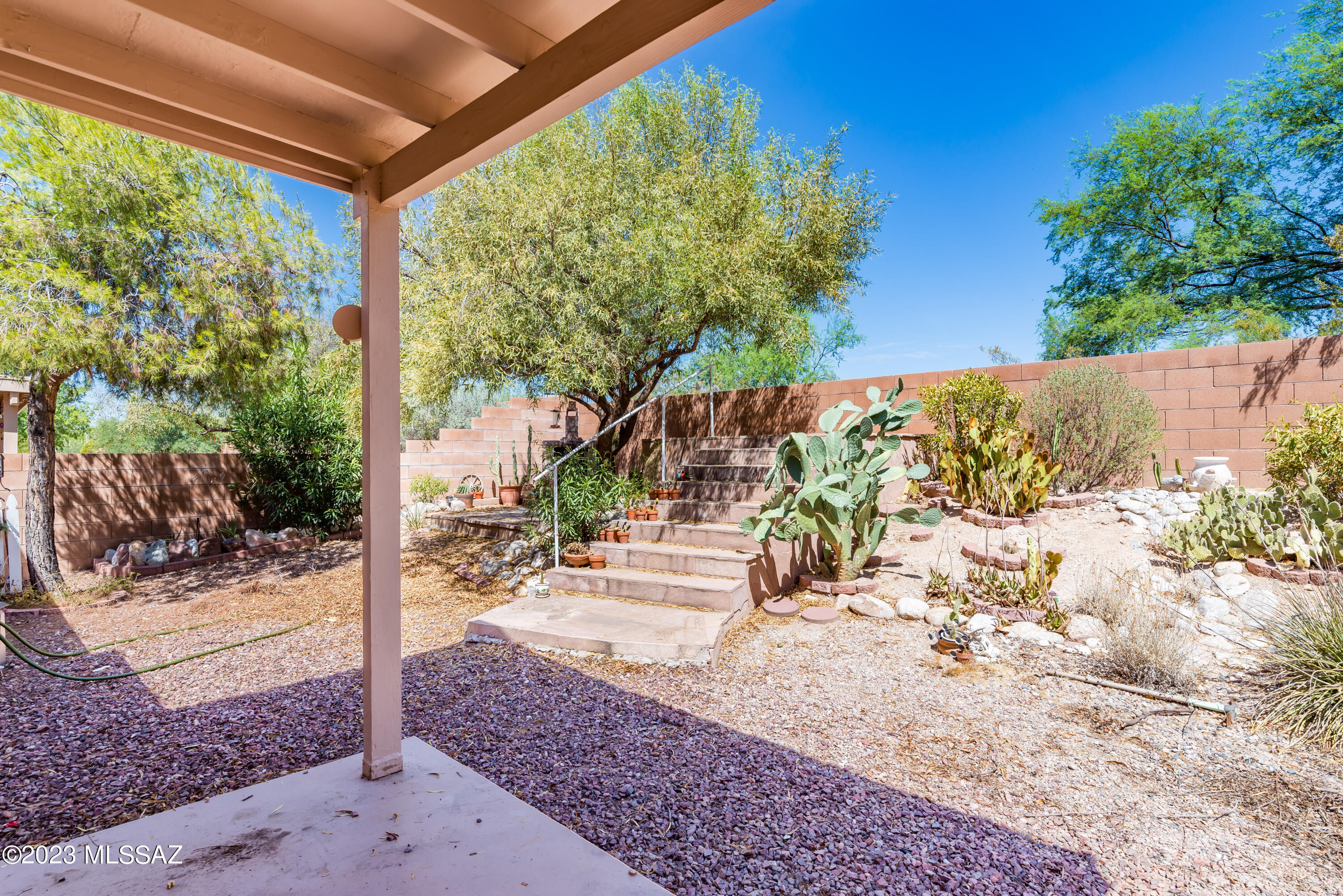 Hills On La Canada (The) - Residential