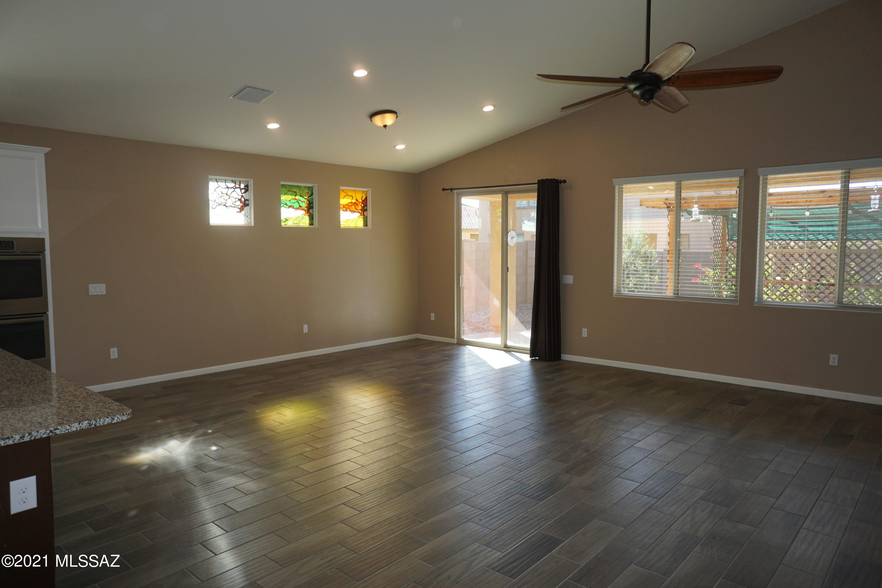 Gladden Farms 22 & 24 - Residential Lease
