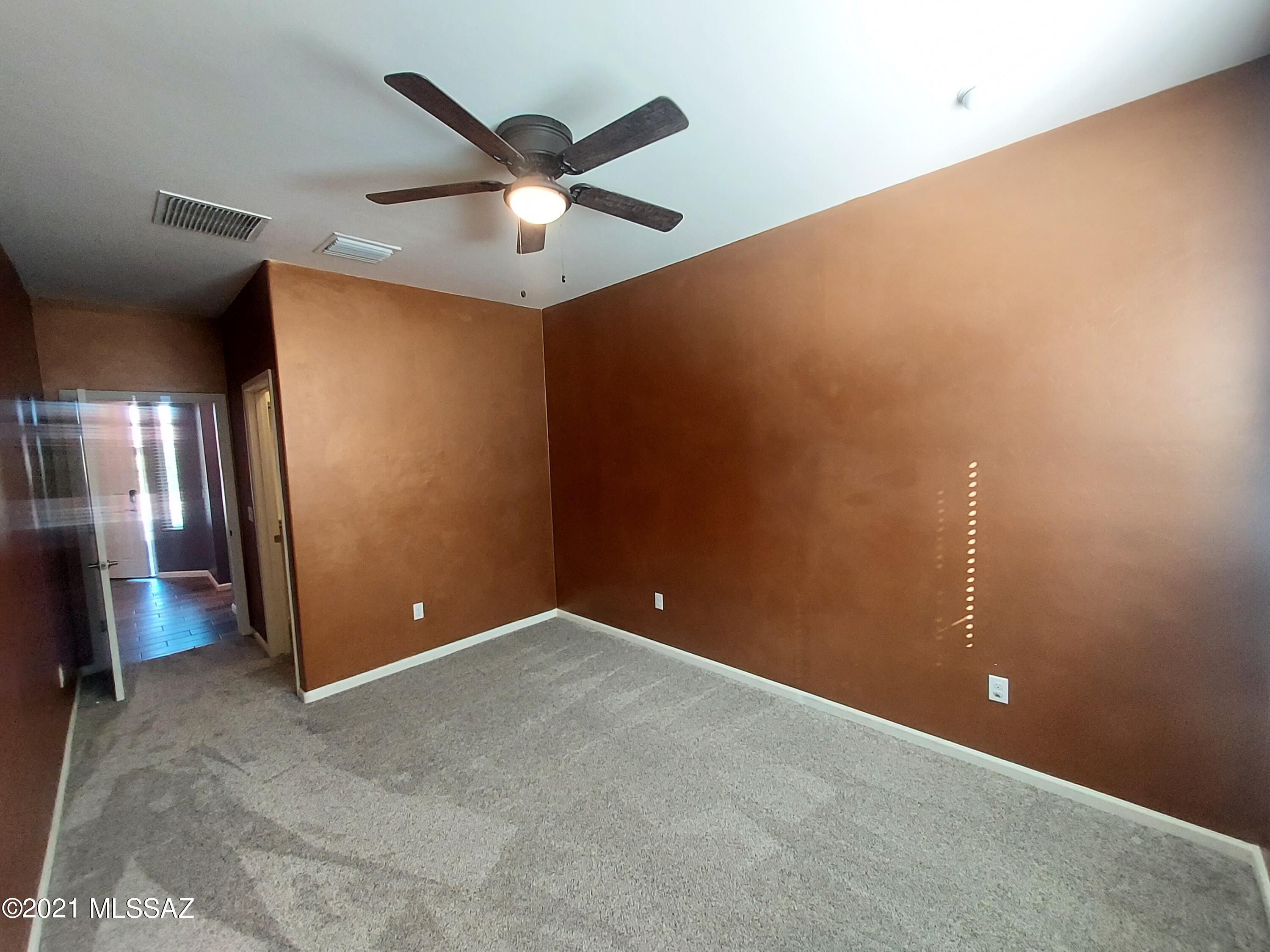 Gladden Farms 22 & 24 - Residential Lease