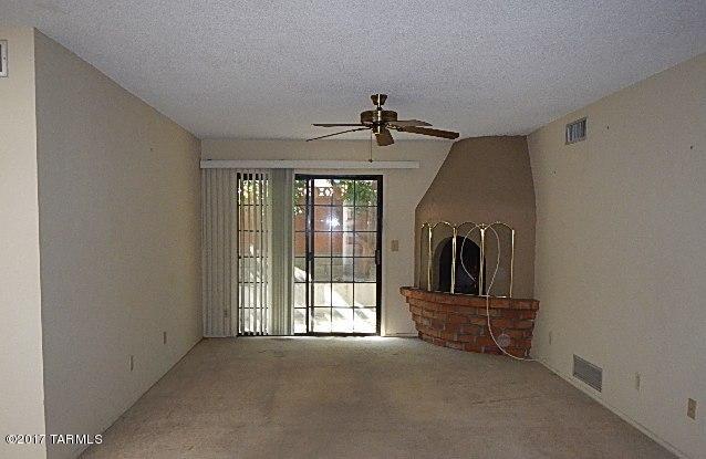 Vista Del Oro Townhouses (1-33) - Residential