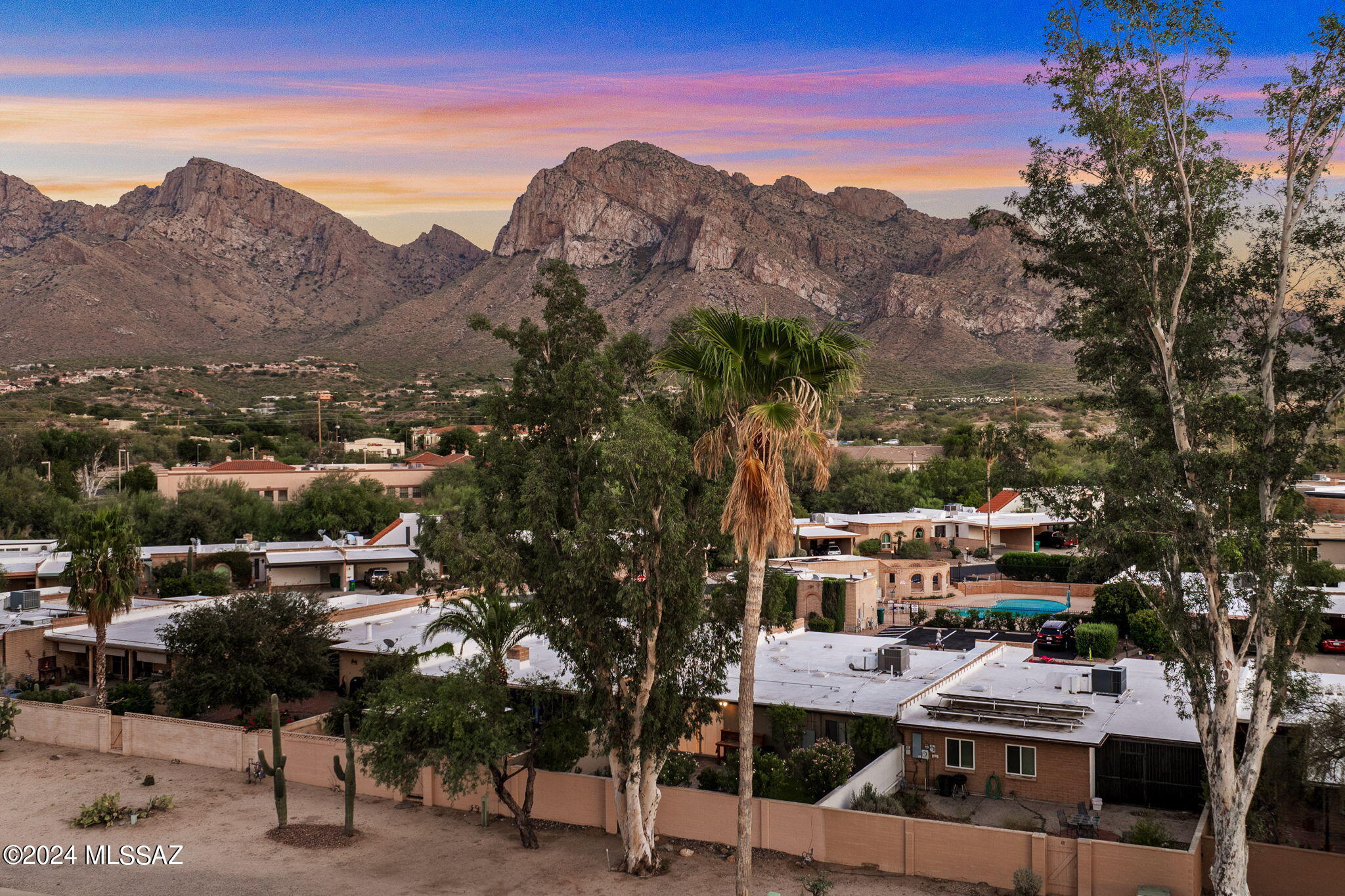 Oro Valley Townhouses (47-52, 58-91) - Residential
