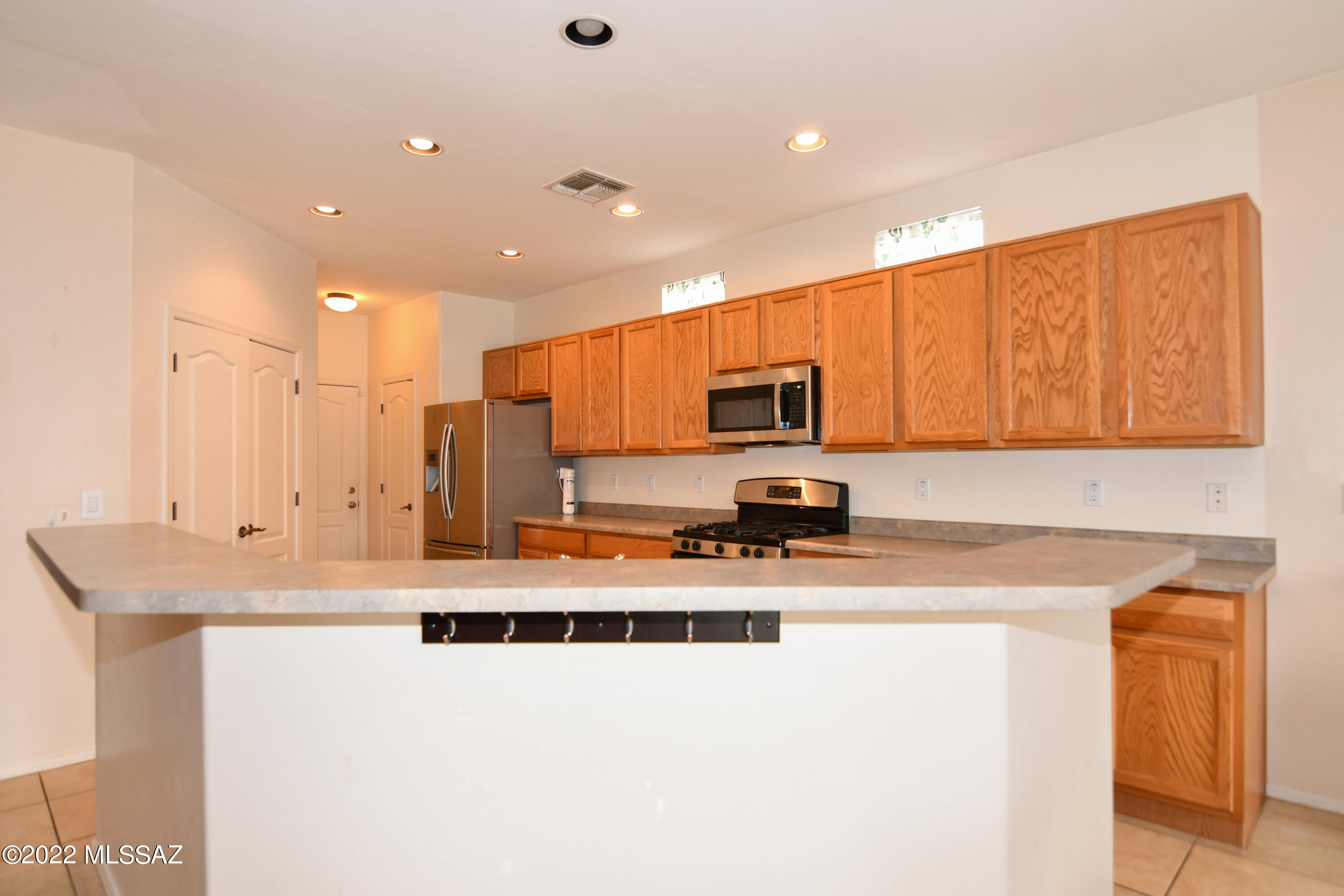 Continental Reserve Blk. 15 (1-66) - Residential