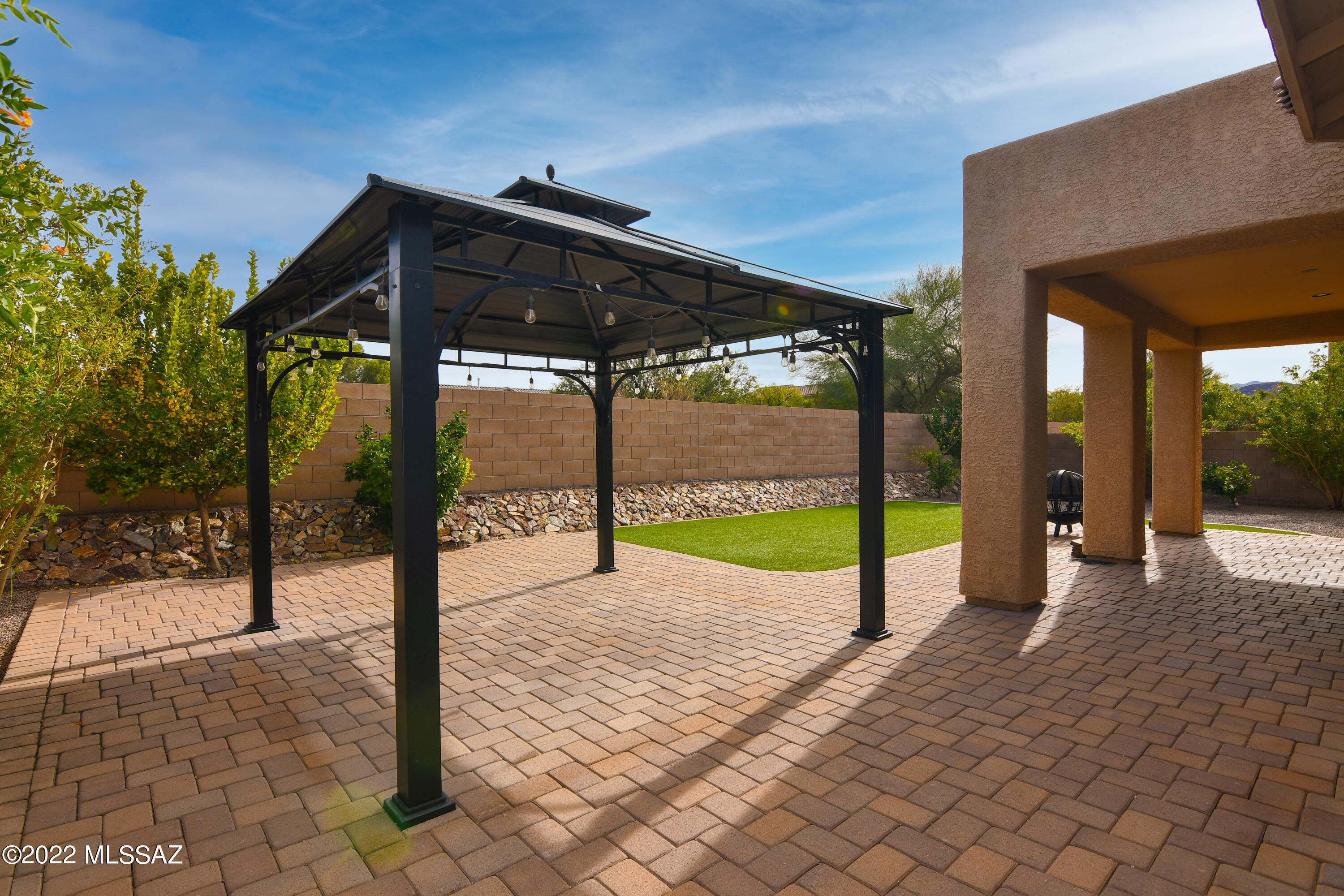 Continental Reserve Blk. 15 (1-66) - Residential
