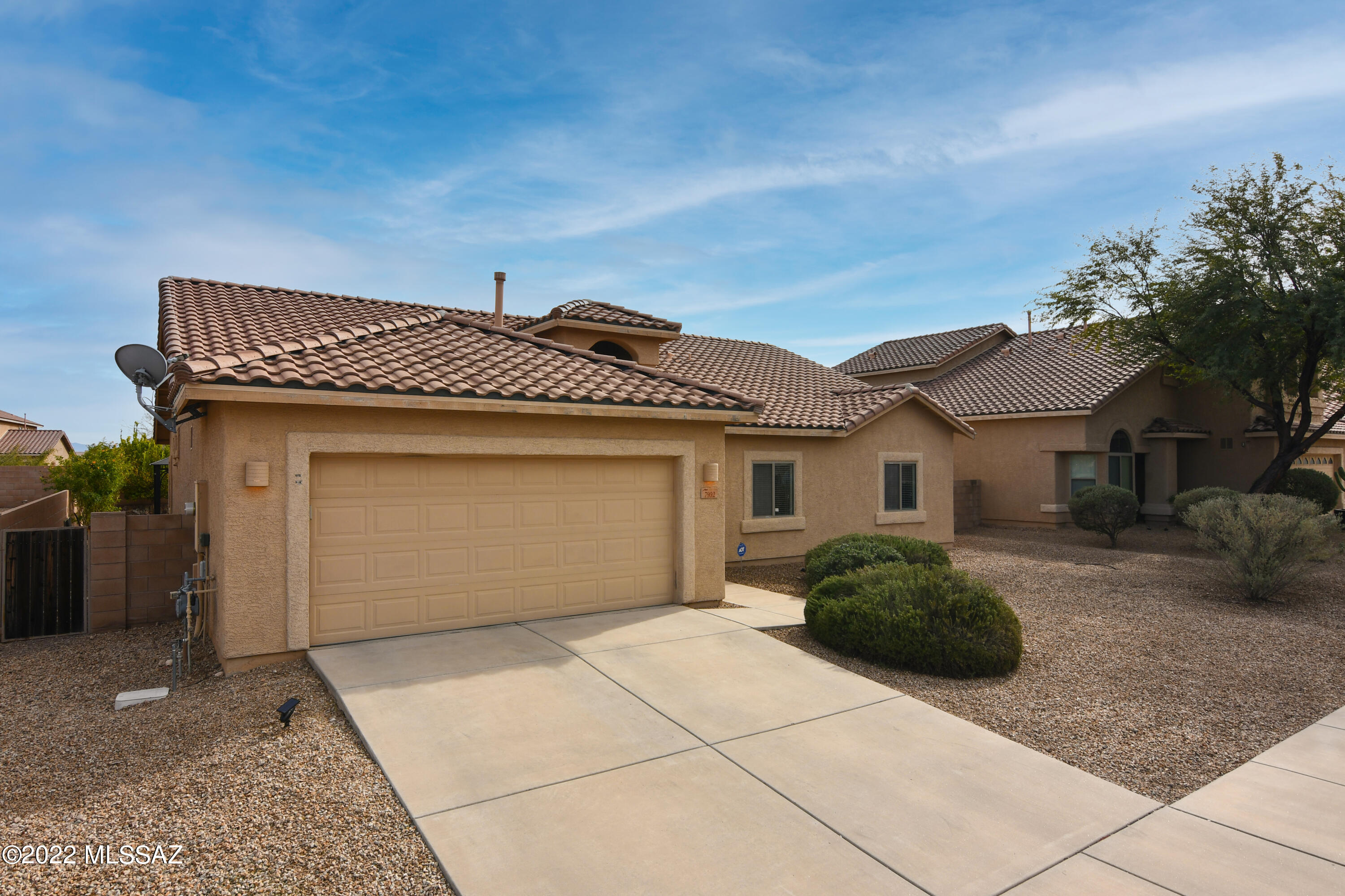 Continental Reserve Blk. 15 (1-66) - Residential