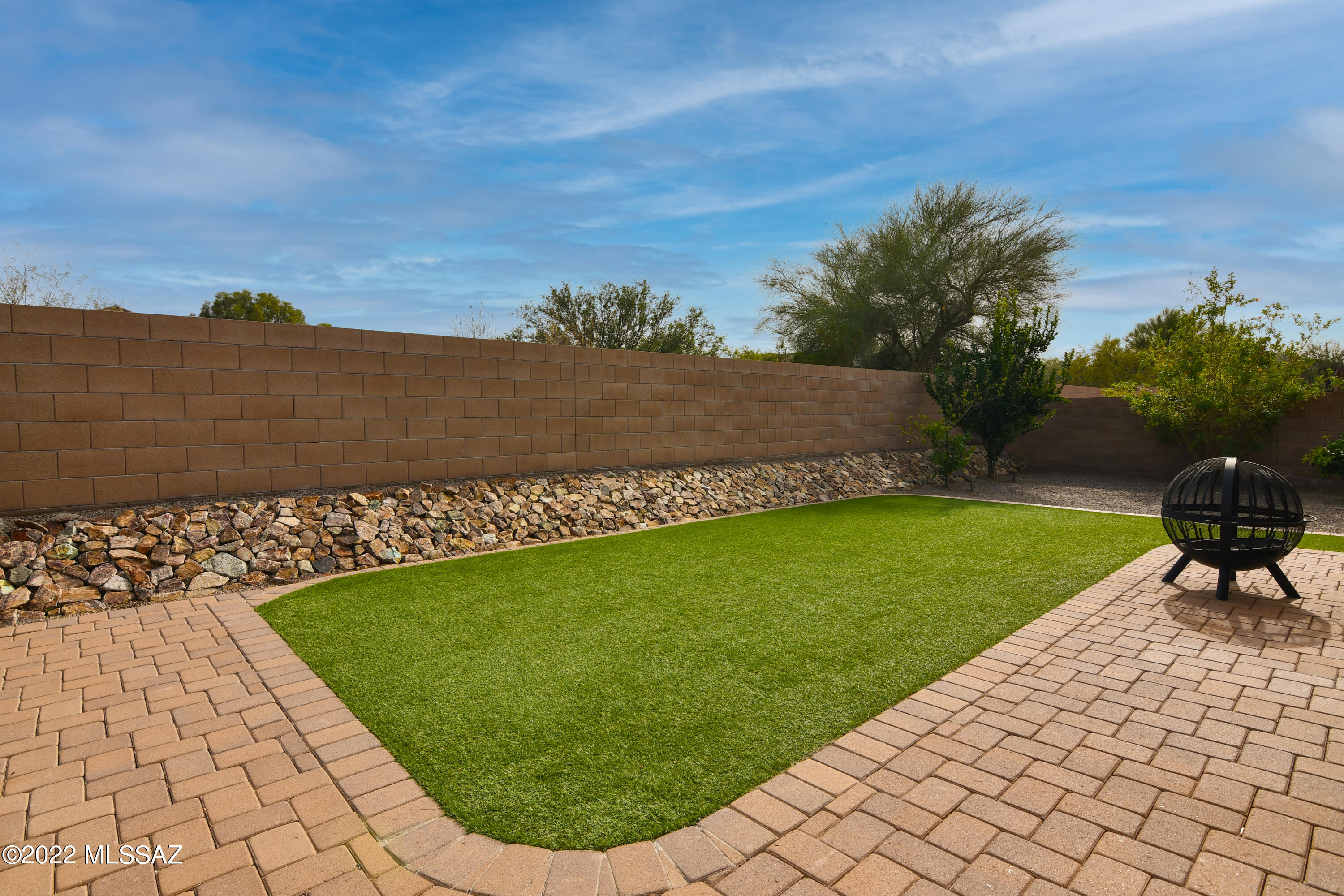 Continental Reserve Blk. 15 (1-66) - Residential