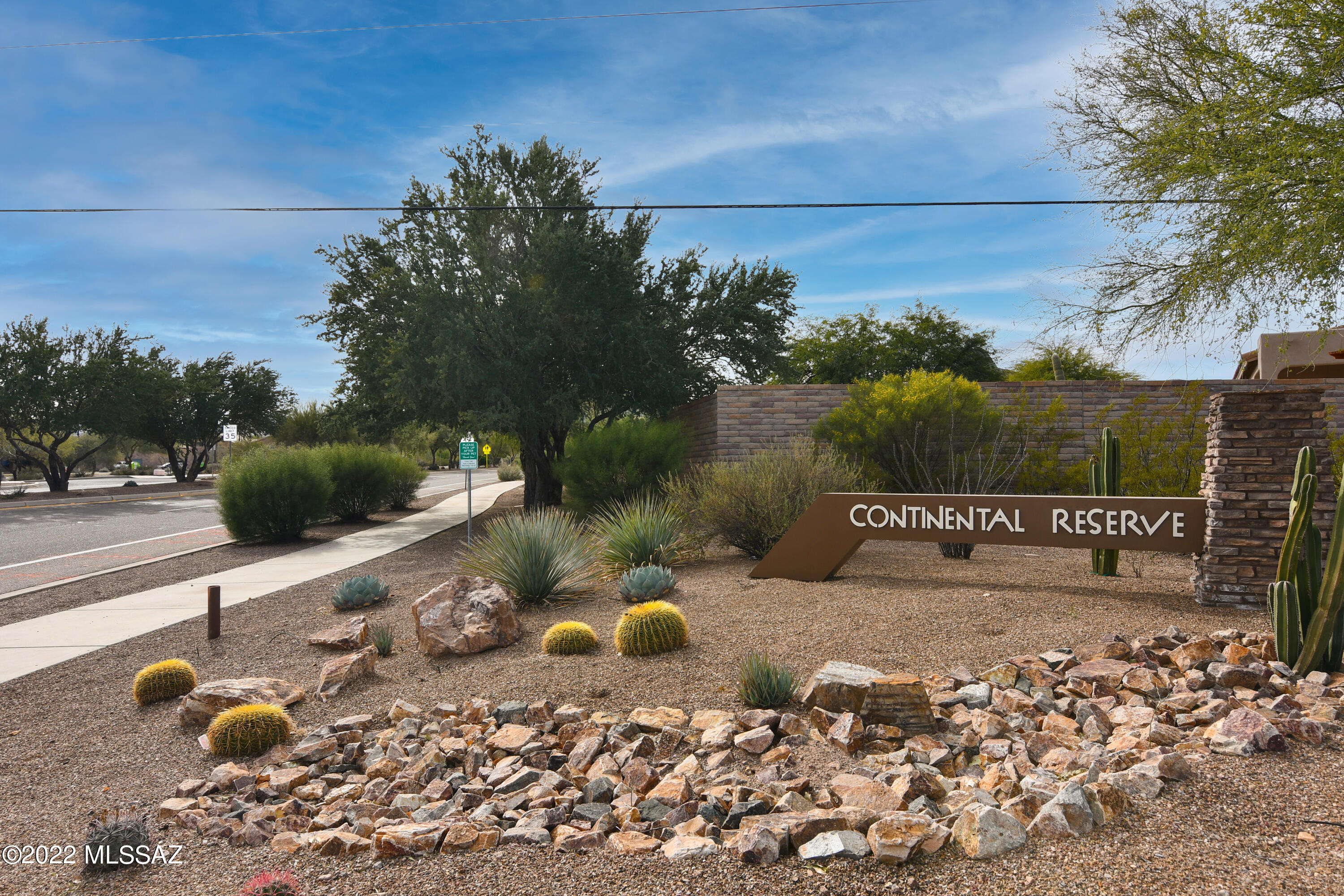 Continental Reserve Blk. 15 (1-66) - Residential