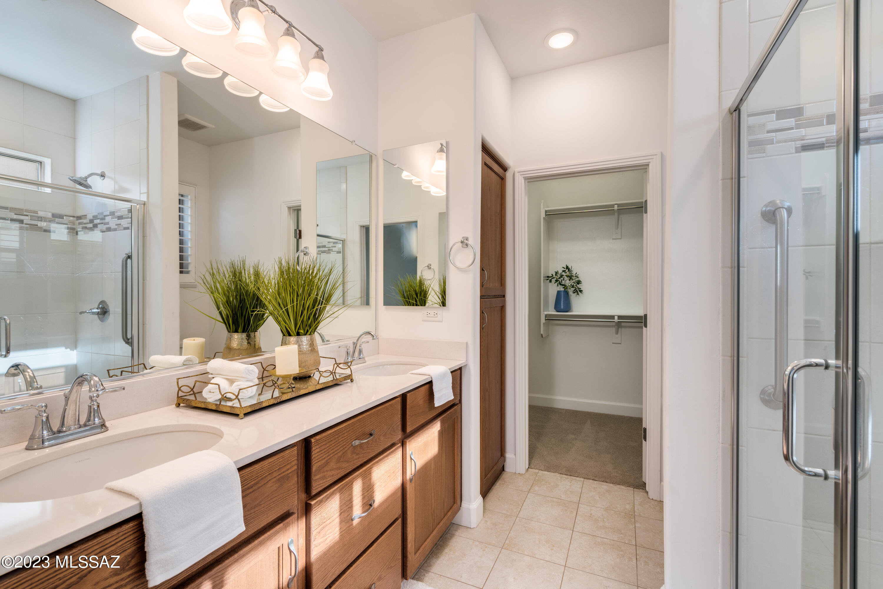 Quail Creek II Unit 33B SQ20161810746 - Residential