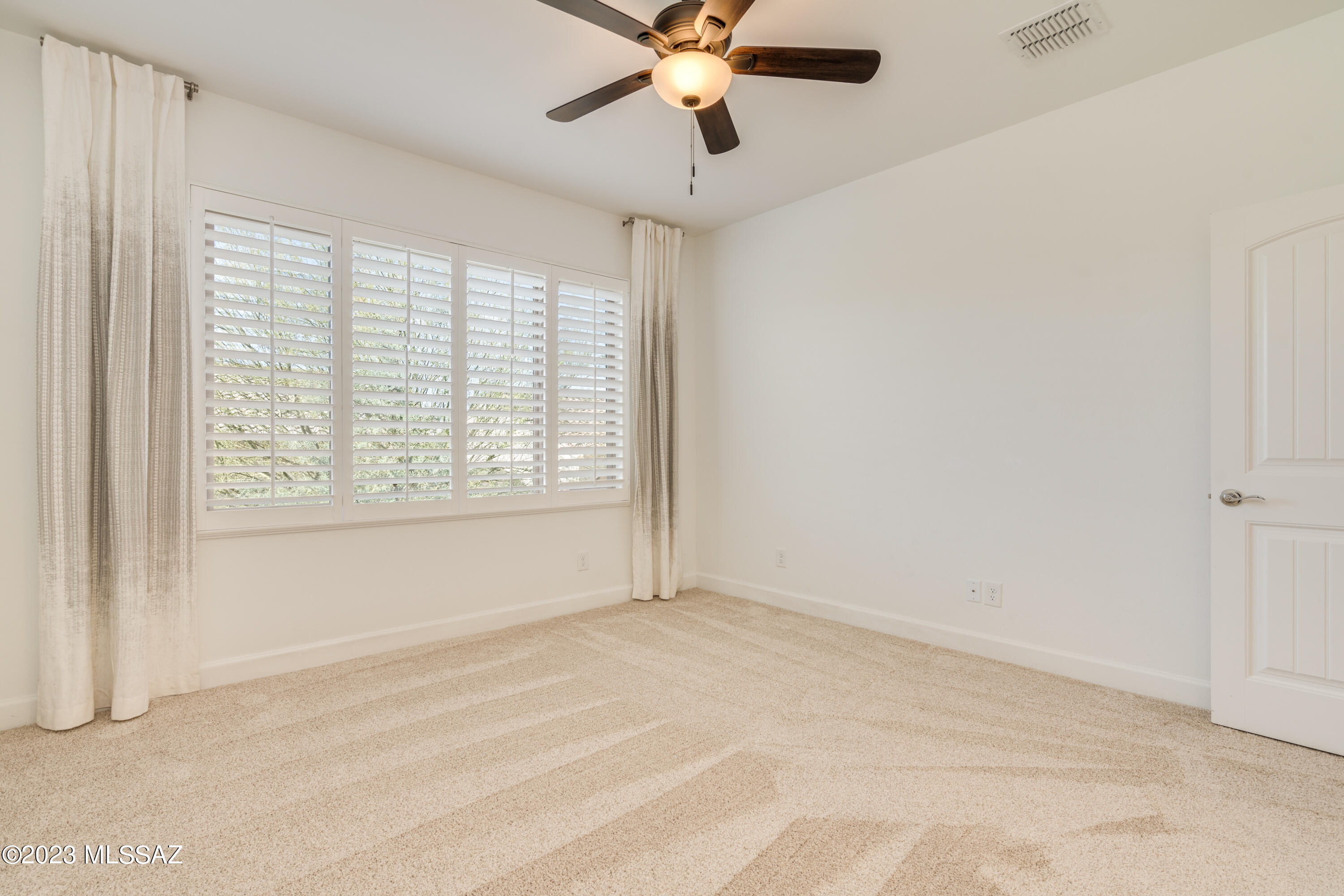 Quail Creek II Unit 33B SQ20161810746 - Residential