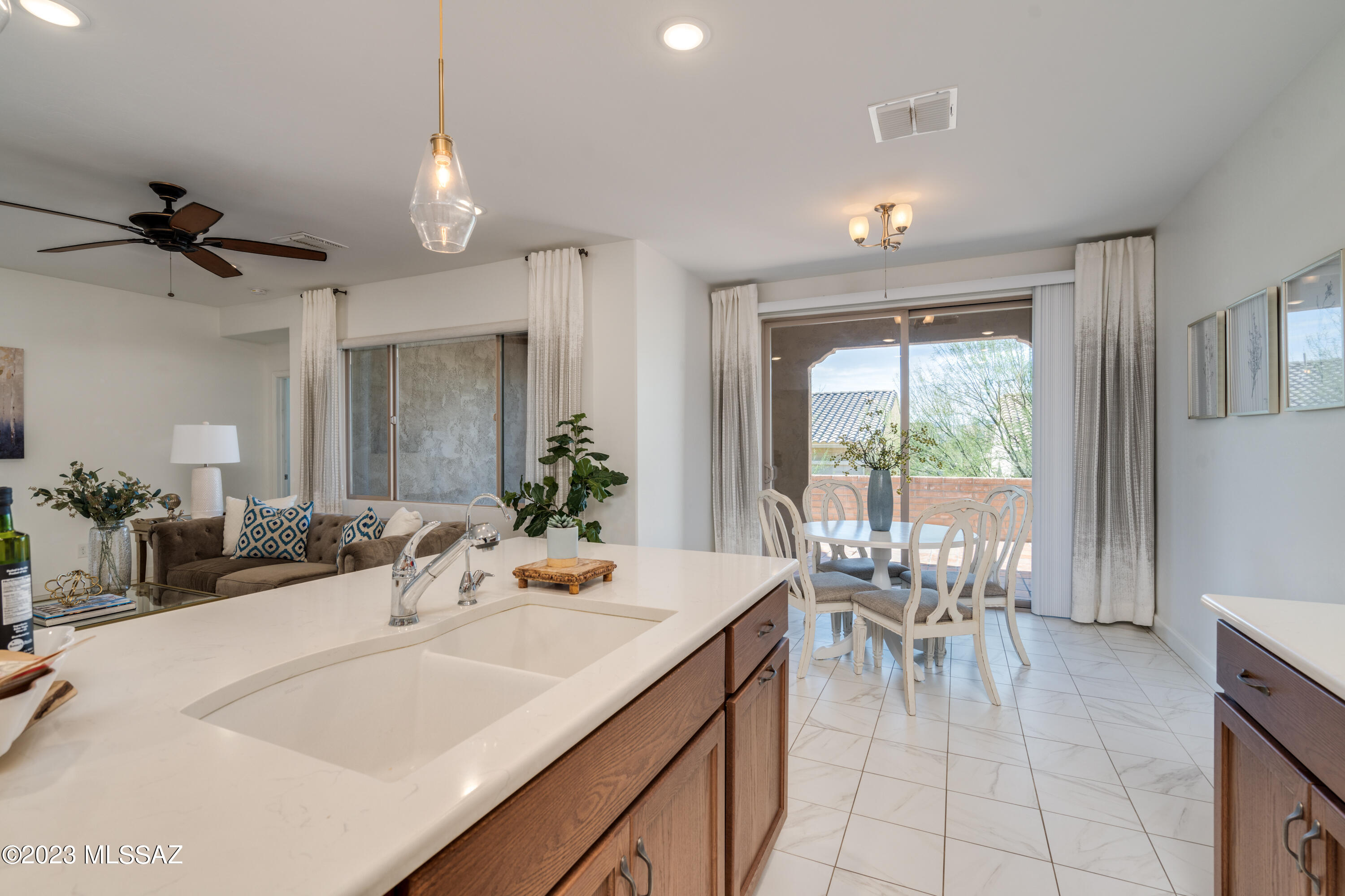Quail Creek II Unit 33B SQ20161810746 - Residential