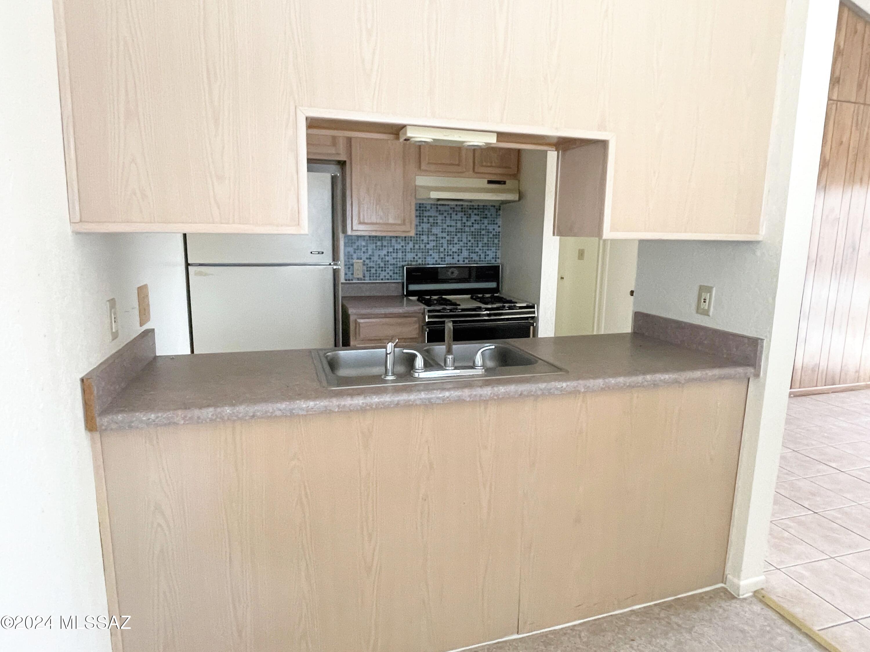 Langley Gardens Condominiums - Residential Lease