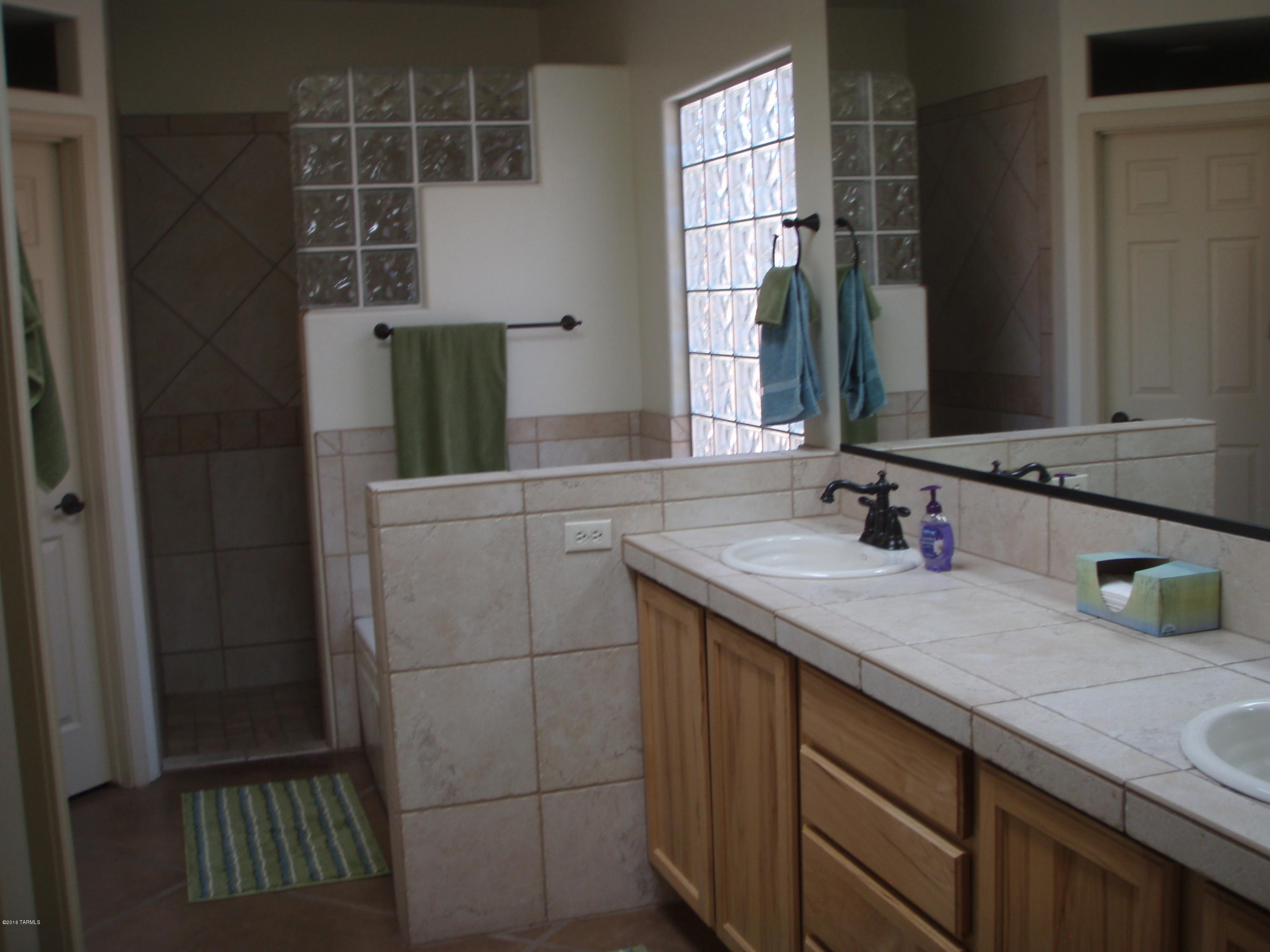 Rancho Reposo (1-18) - Residential Lease