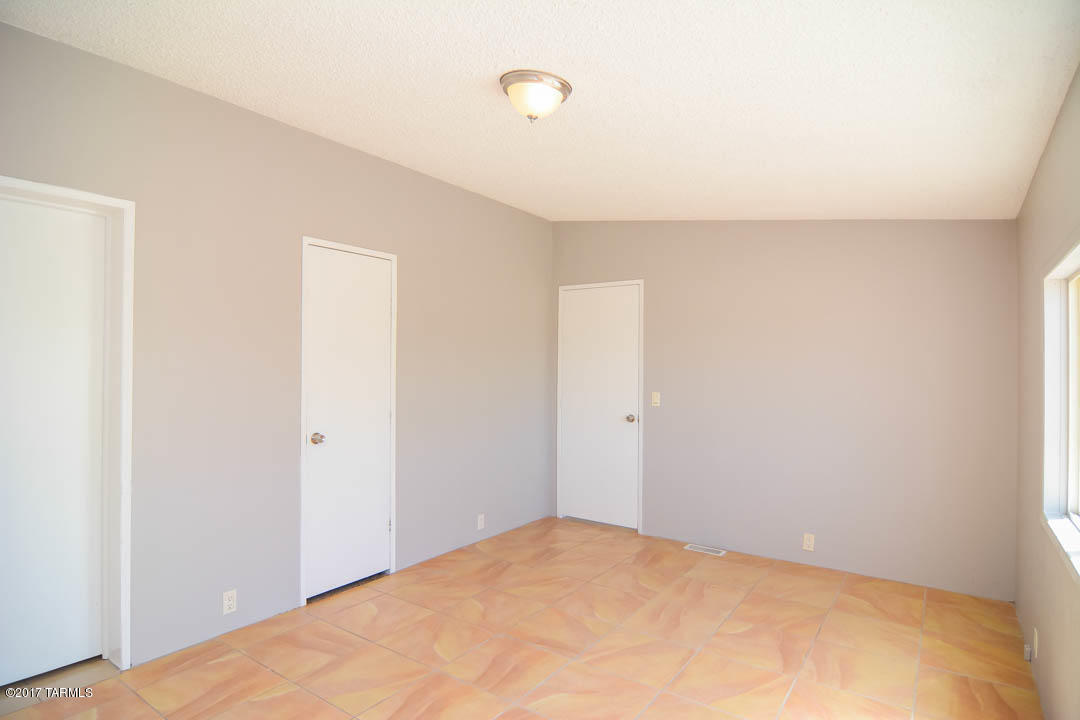 Unsubdivided - Residential