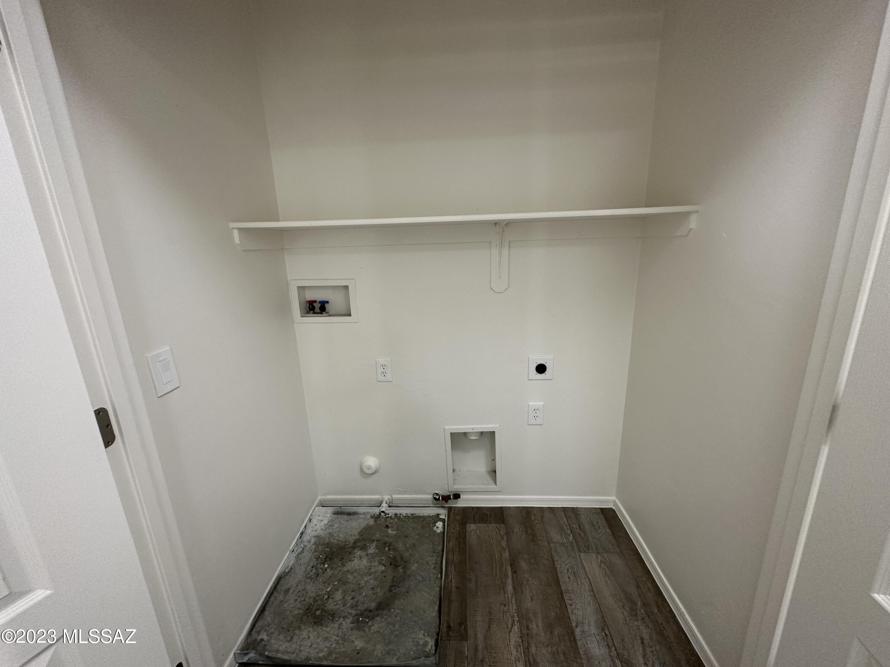 Los Arroyos Del Este Resub - Residential Lease