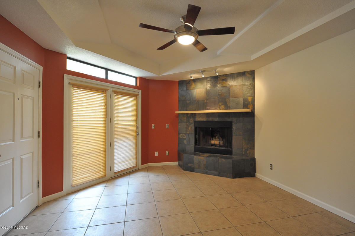 Twelve Hundred River Rd Condos - Residential Lease