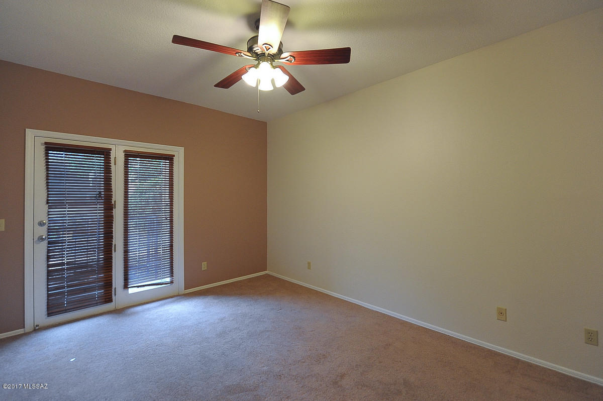 Twelve Hundred River Rd Condos - Residential Lease