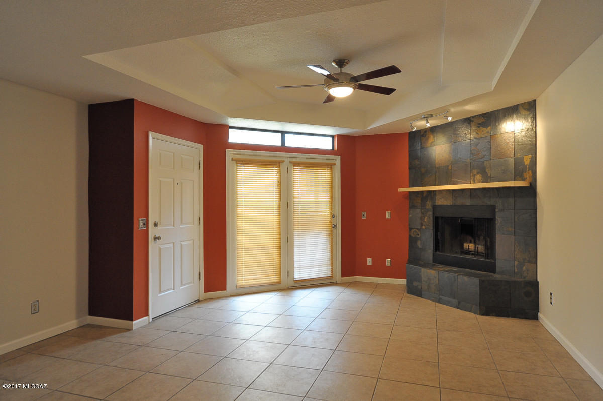 Twelve Hundred River Rd Condos - Residential Lease