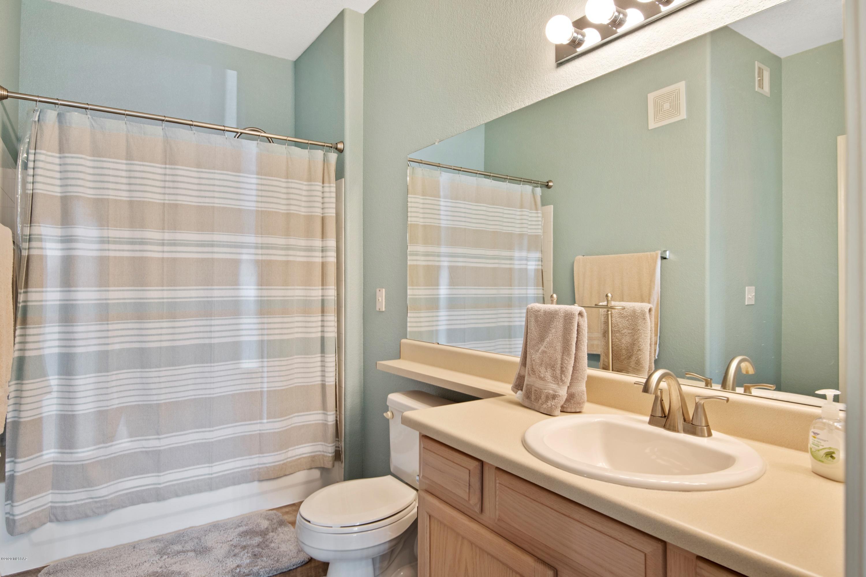 Pinnacle Canyon Condominium - Residential