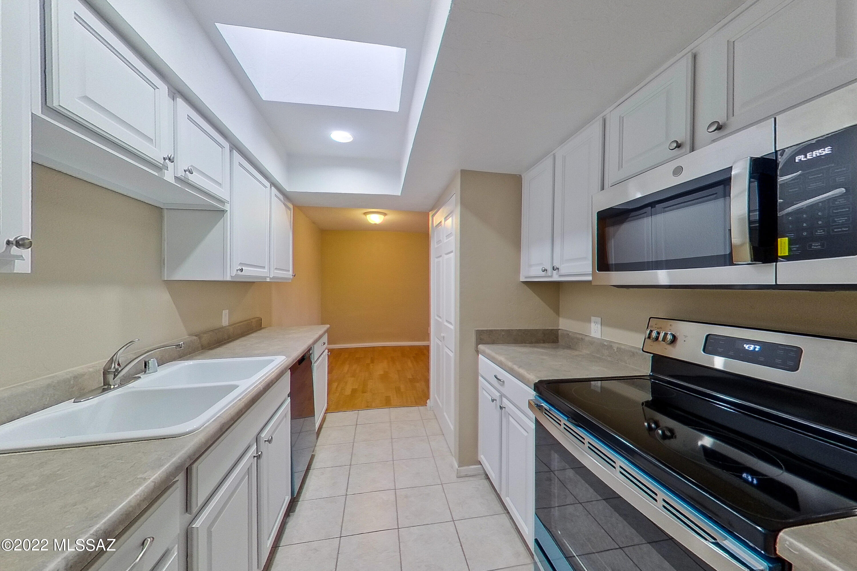 Sierra Madre Condos - Residential