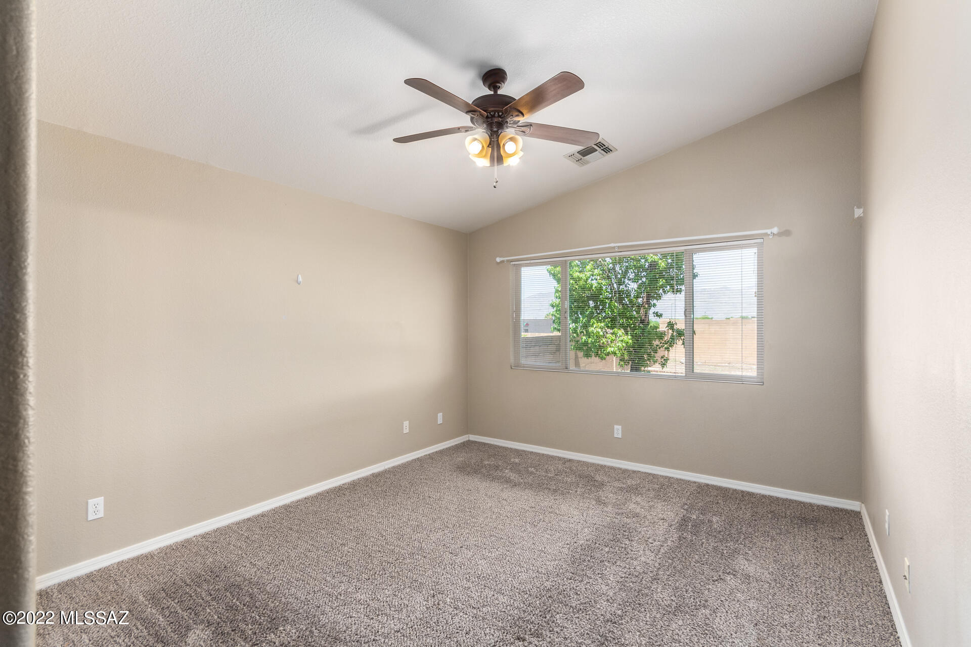 Serenata (1-98) - Residential