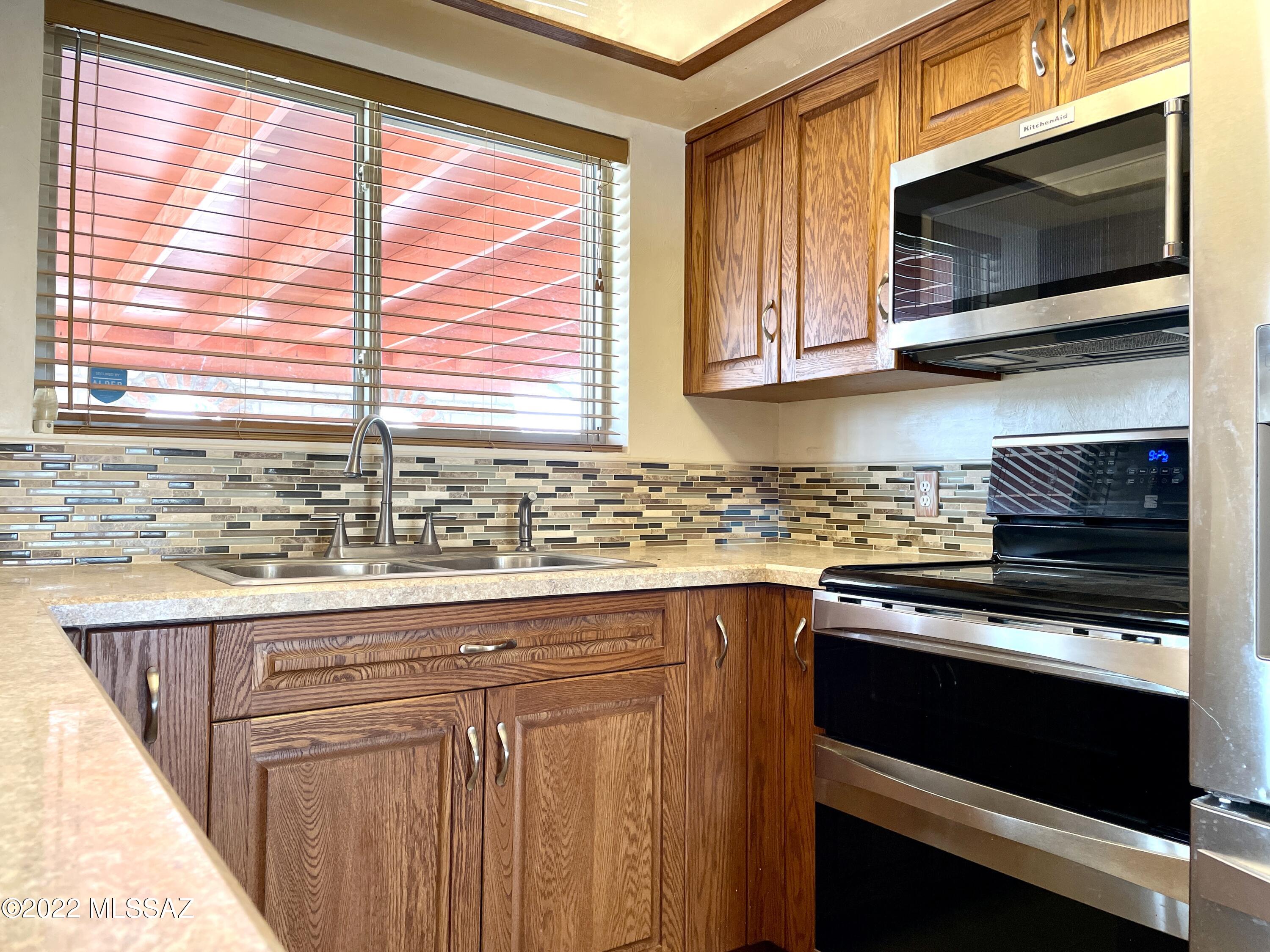 Braewood Terrace (108-182) - Residential