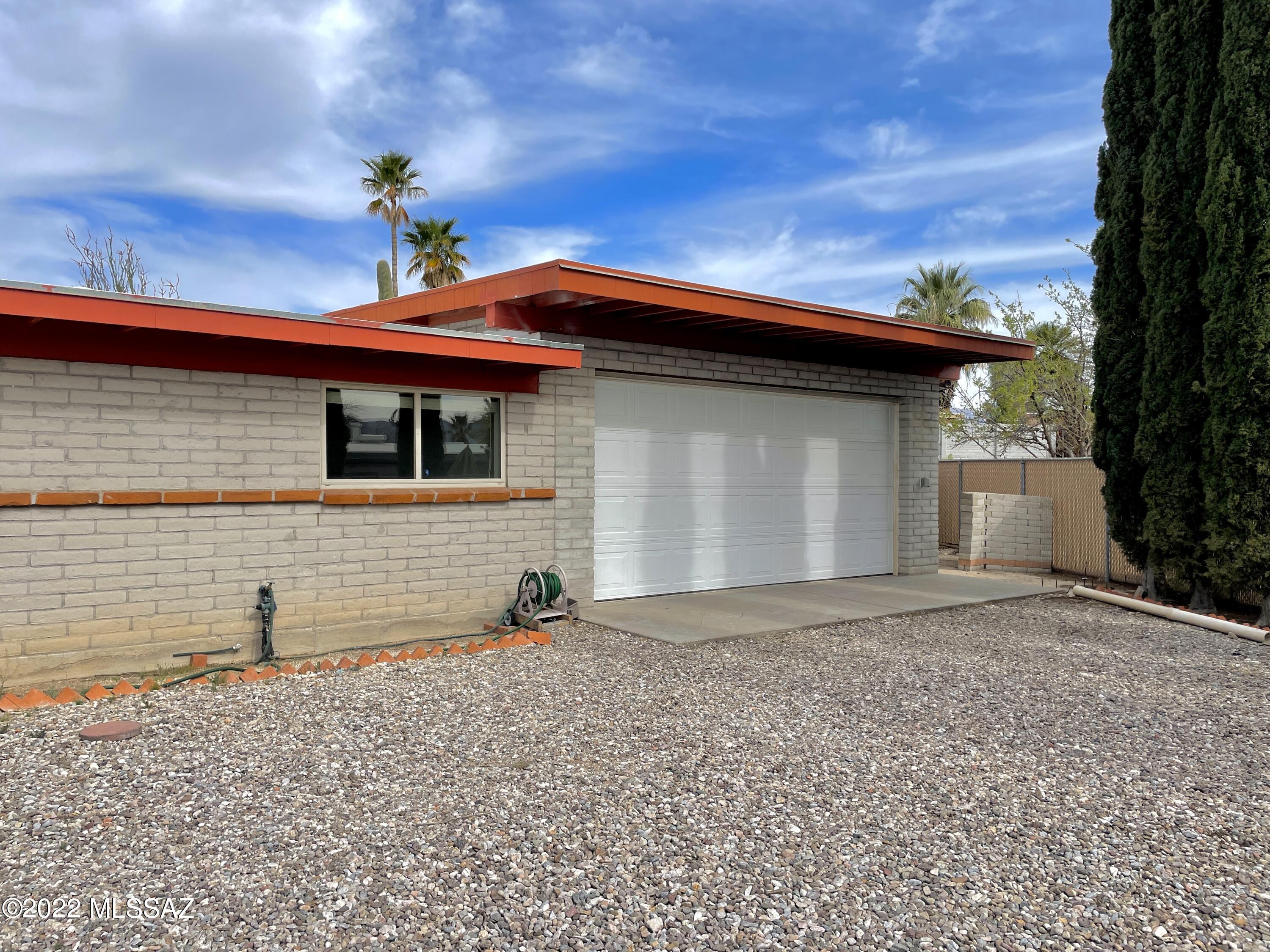 Braewood Terrace (108-182) - Residential