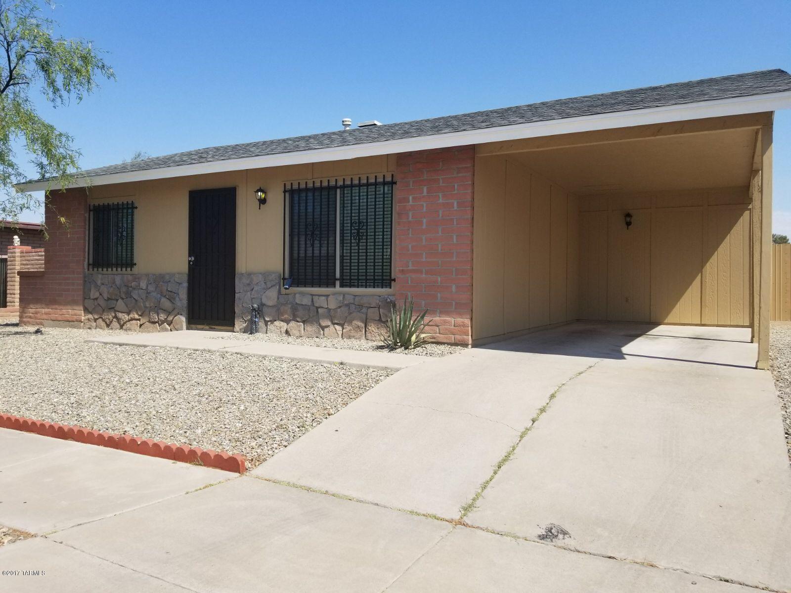 This is a beautiful  home 2 bedrooms/1 bathroom. New kitchen, New Cabinets, New paint inside and outside, New floor ceramic throughout the house, New Windows, New AC, New pluming, and New shingles.This house is ready to move in. !!!!Great location close to shopping, transportation and schools and much more.
