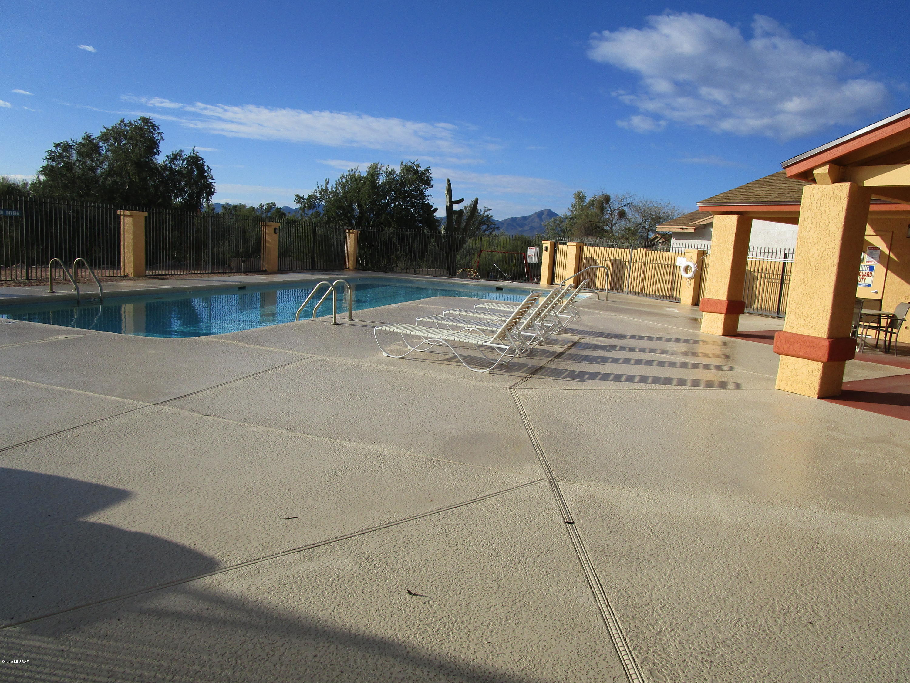 Country Highlands (1-180) - Residential