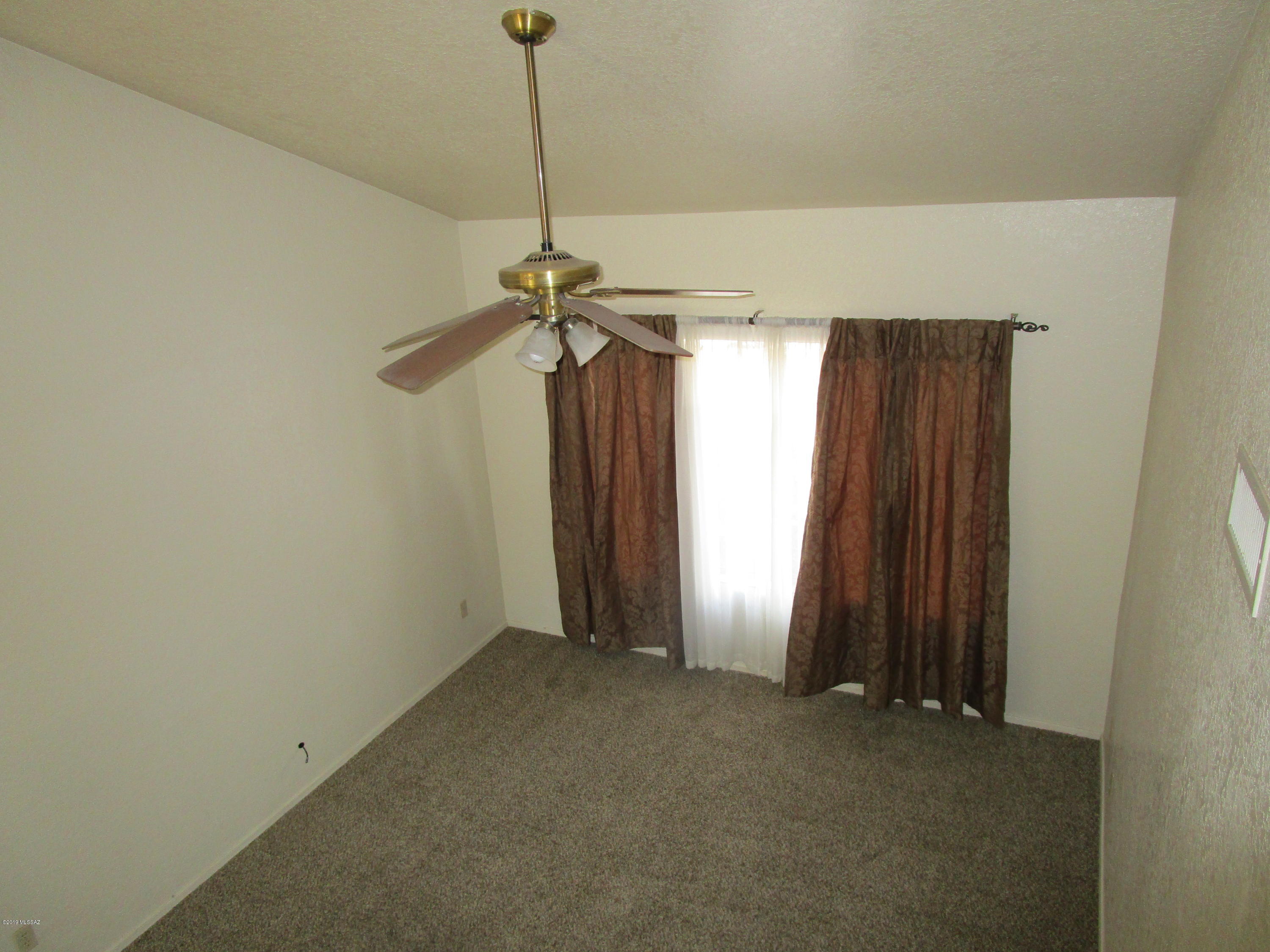 Country Highlands (1-180) - Residential