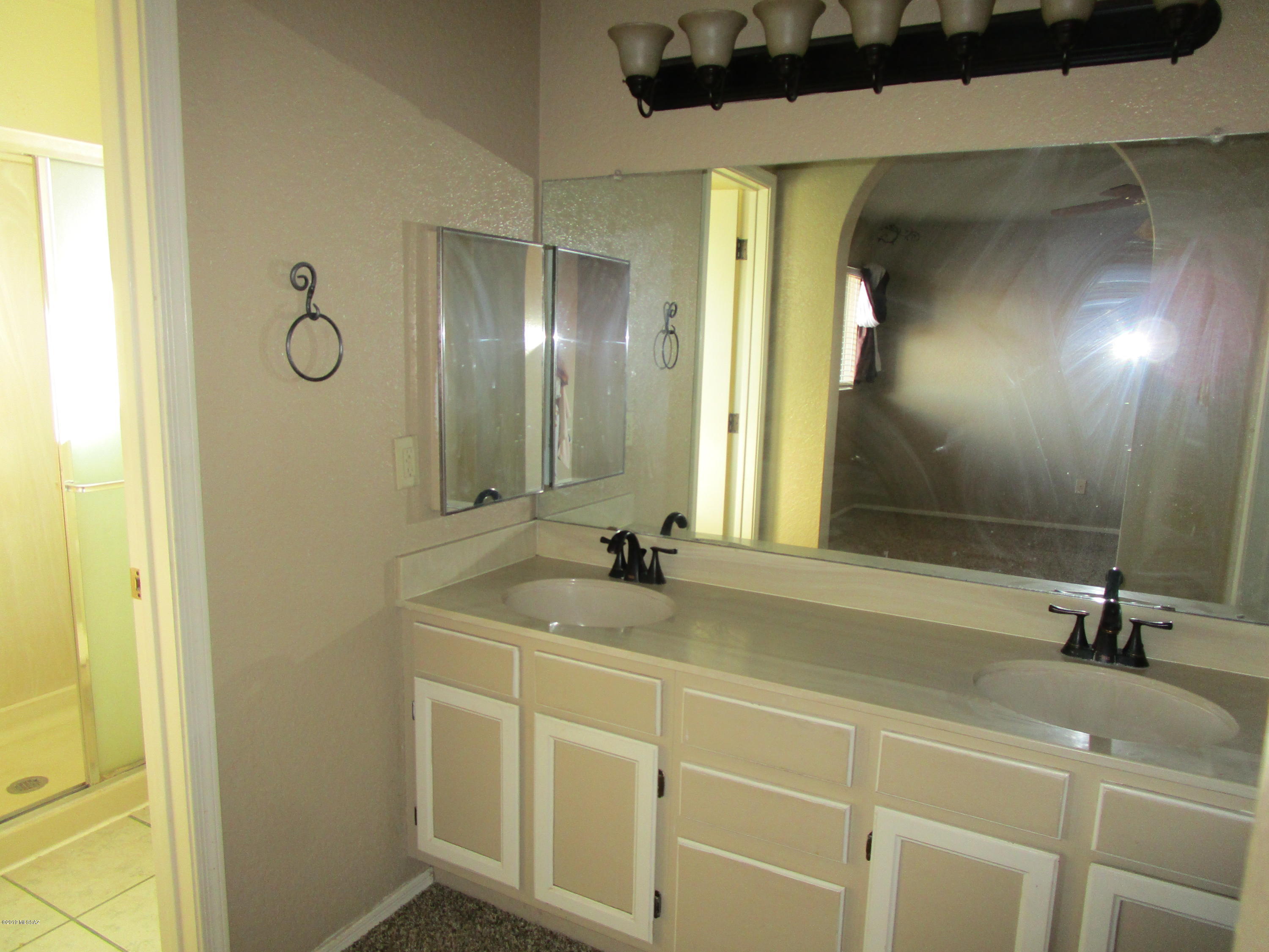 Country Highlands (1-180) - Residential