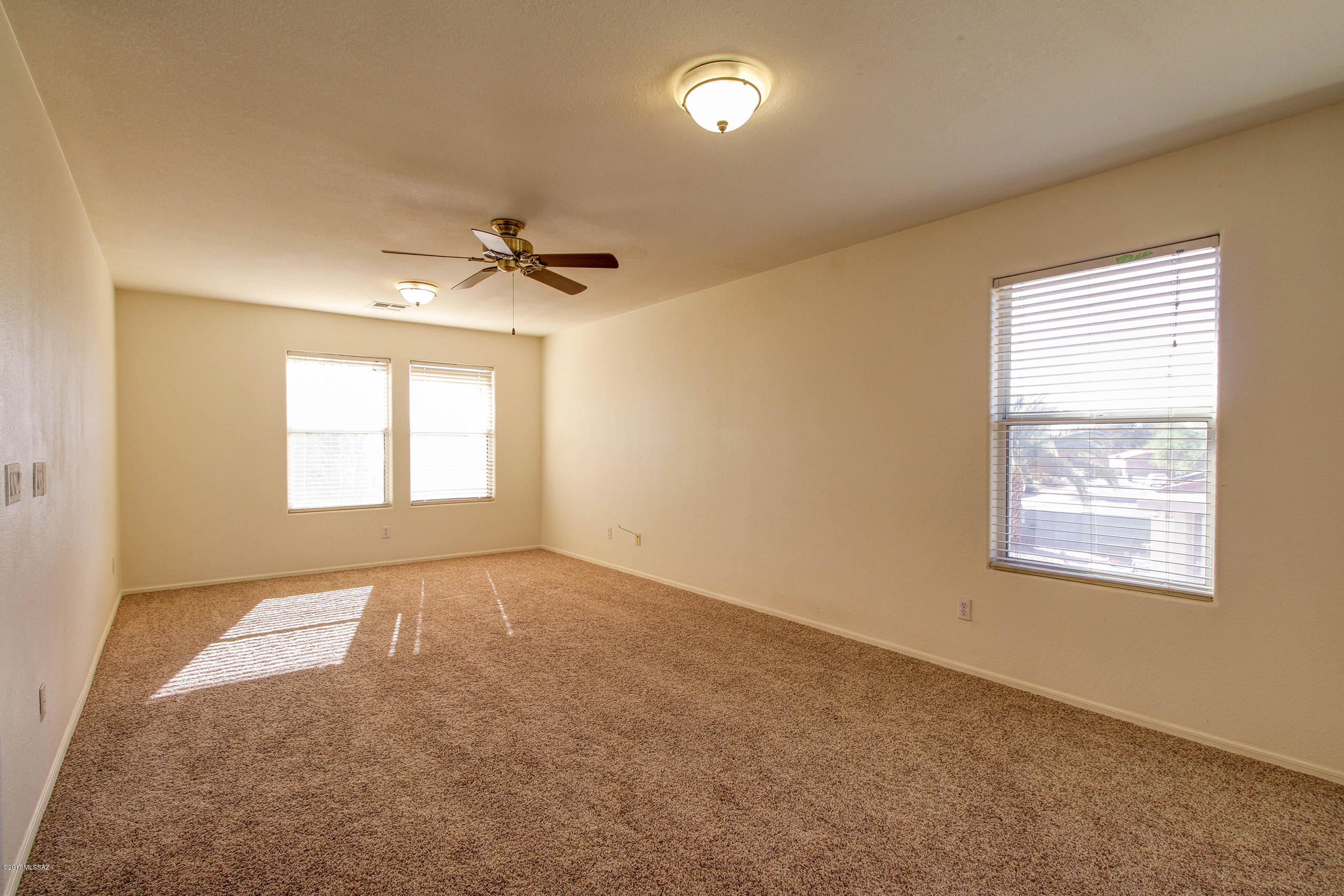 Presidio De Las Montanas - Residential Lease
