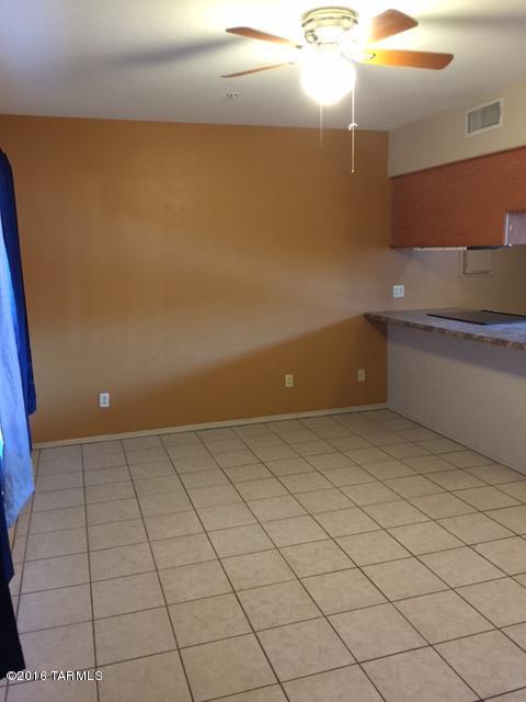 2bd/2ba- 2 story townhomes with w/d hookups, A/C, fenced in yards, and water/sewer/trash included in rent! Covered parking for each unit, tile floors in all downstairs, and bonus office/den area.