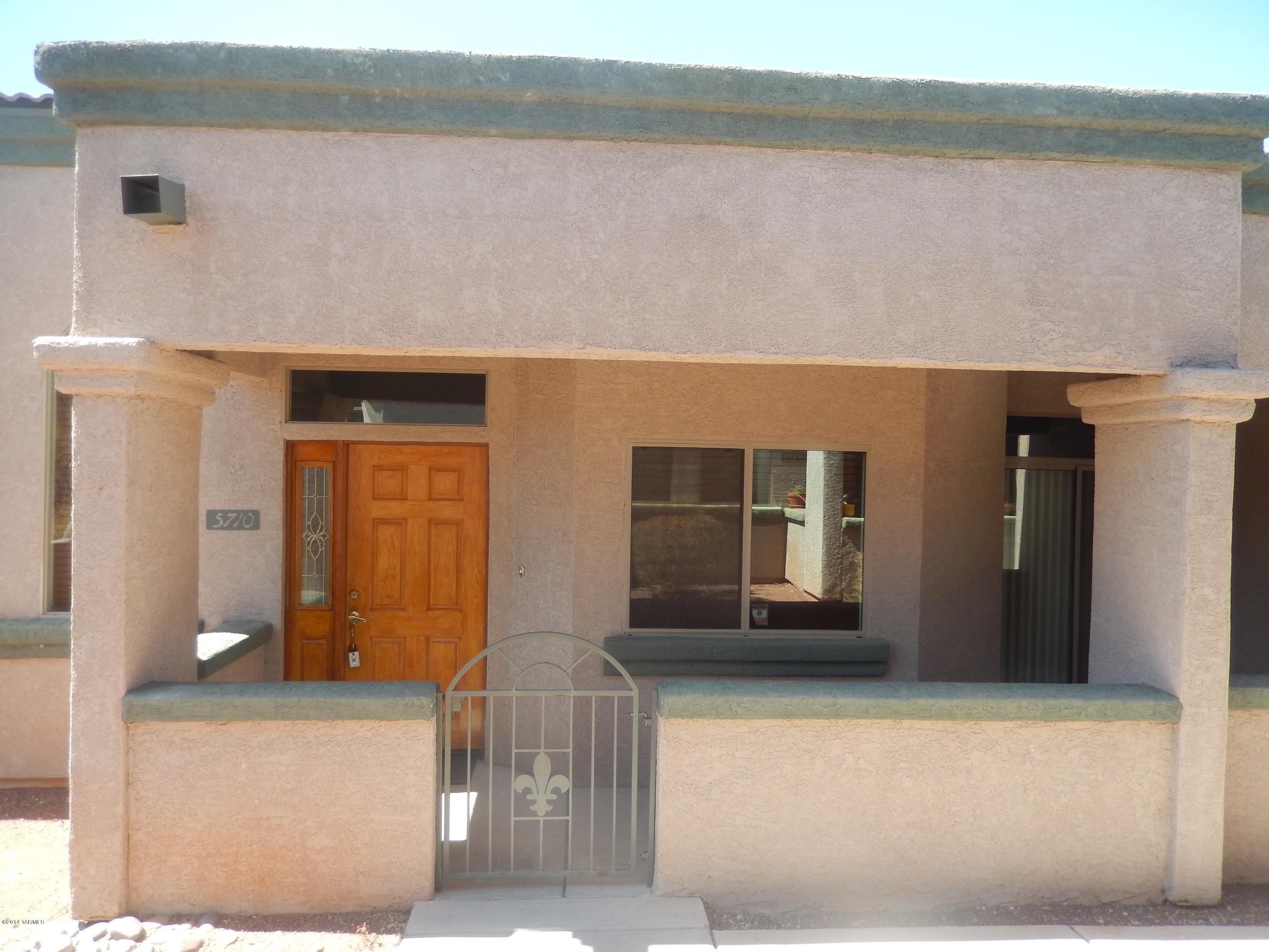 Kinney Village (1-112) - Residential Lease